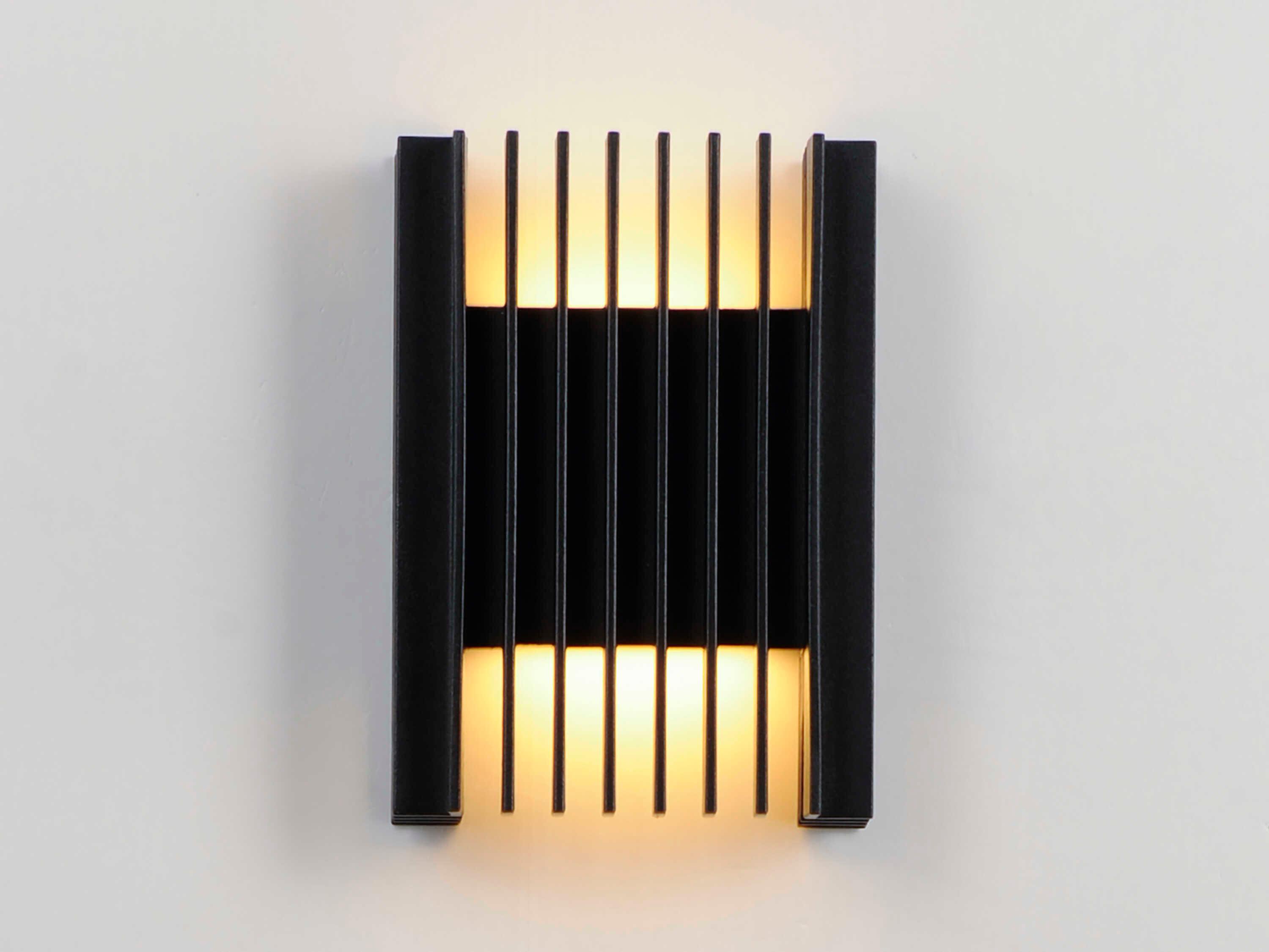 ET2 Outdoor Wall Light