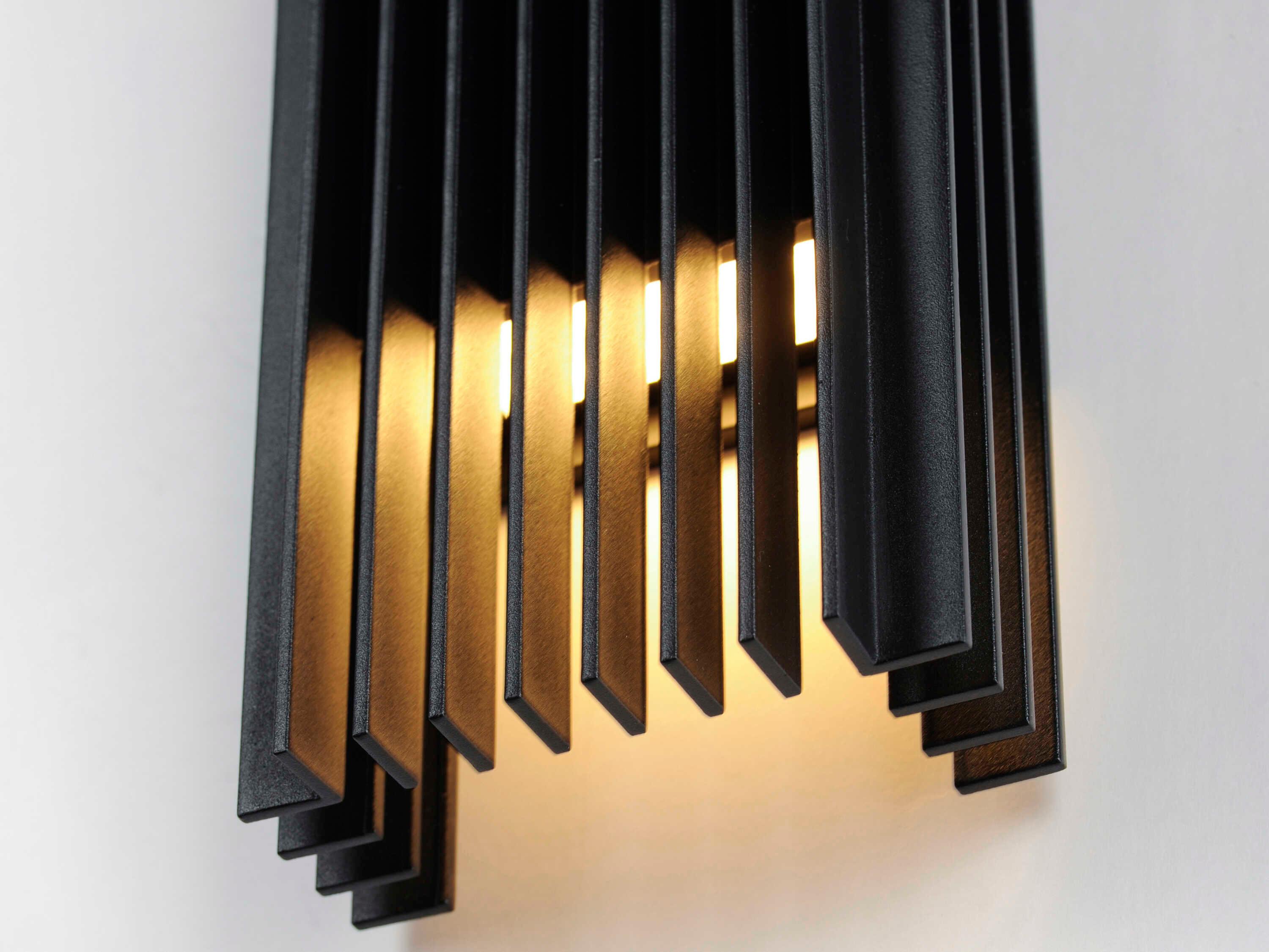 ET2 Rampart 2 - Light Outdoor Wall Light