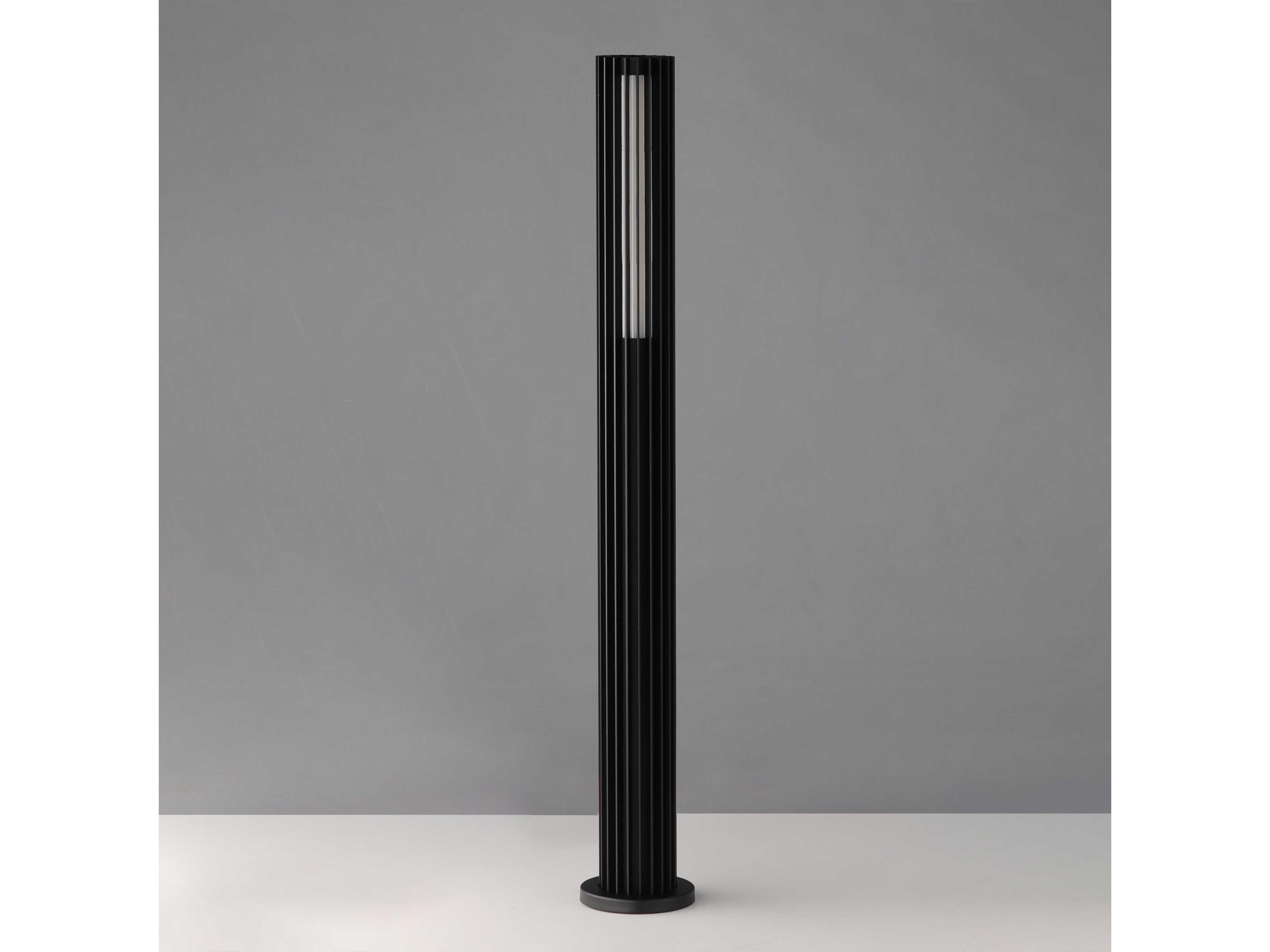 ET2 Citadel 4-Light Outdoor Path Light