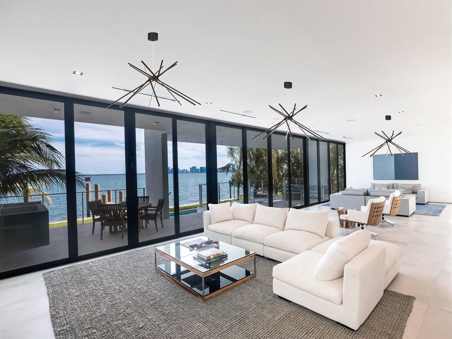 ET2 Alumilux Aster 8-Light Black LED Linear Pendant