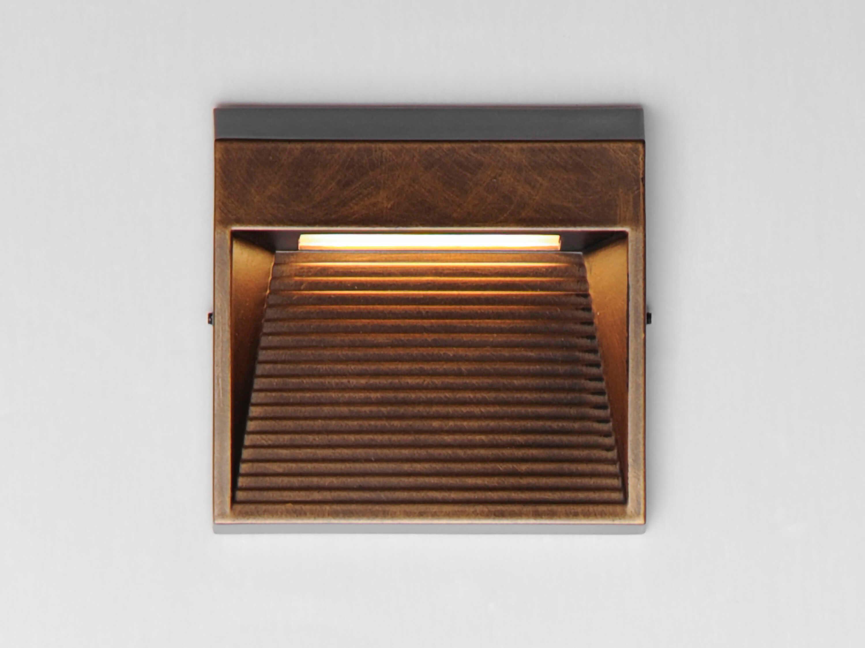 ET2 Steppes 1-Light Outdoor Wall Light