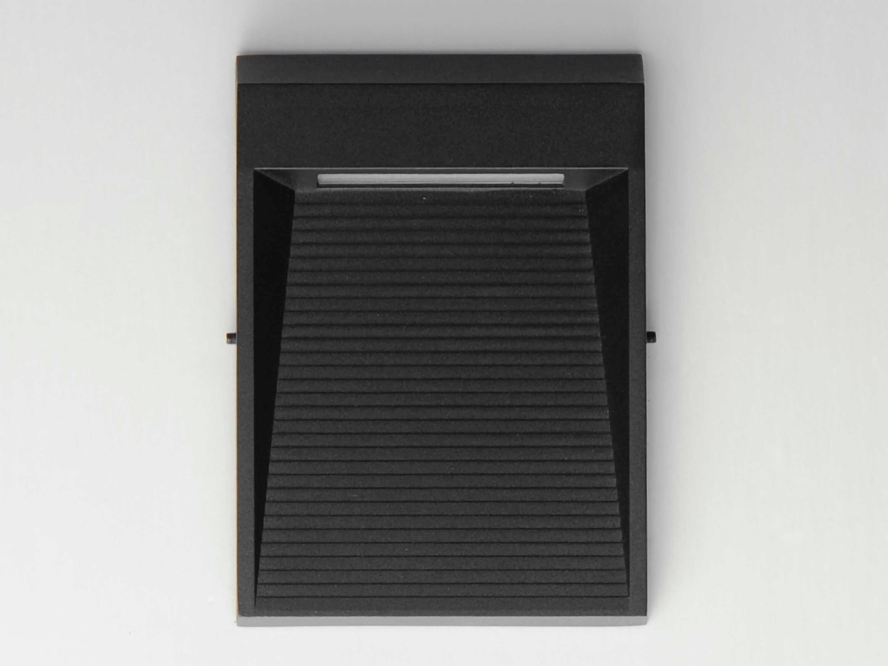 ET2 Steppes 1-Light Outdoor Wall Light