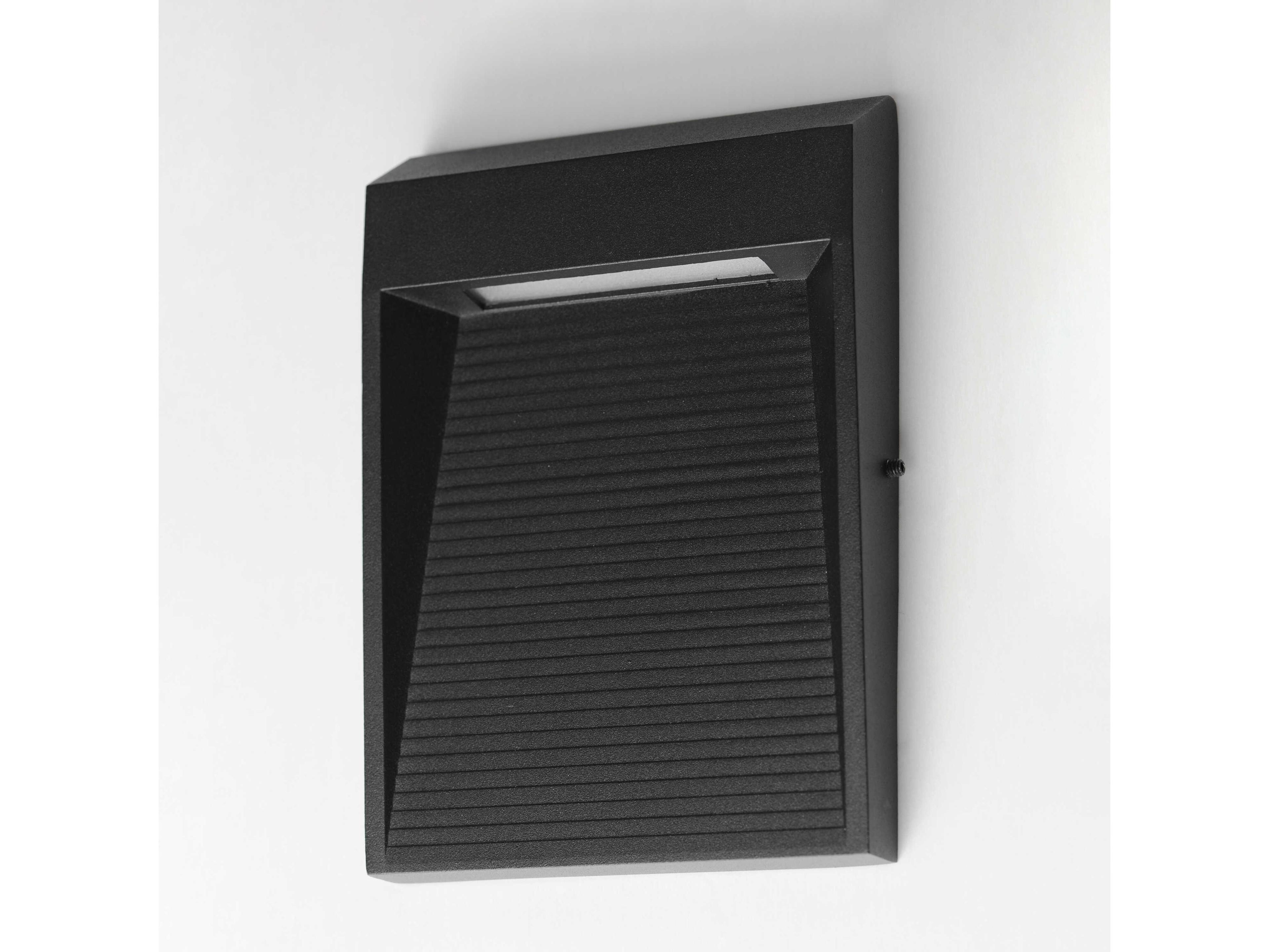 ET2 Steppes 1-Light Outdoor Wall Light