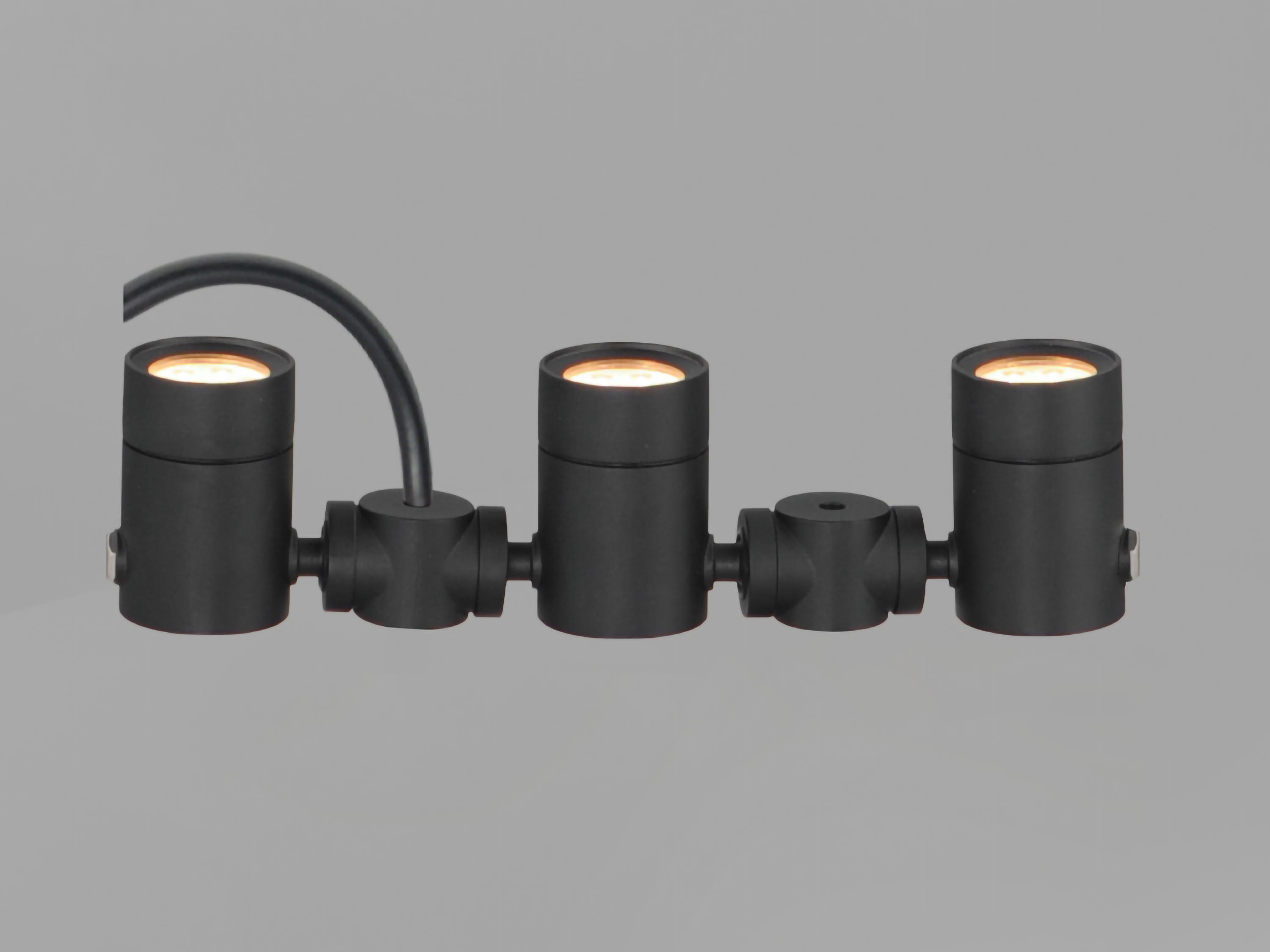 ET2 Tree Hugger 3-Light Outdoor Spot Light