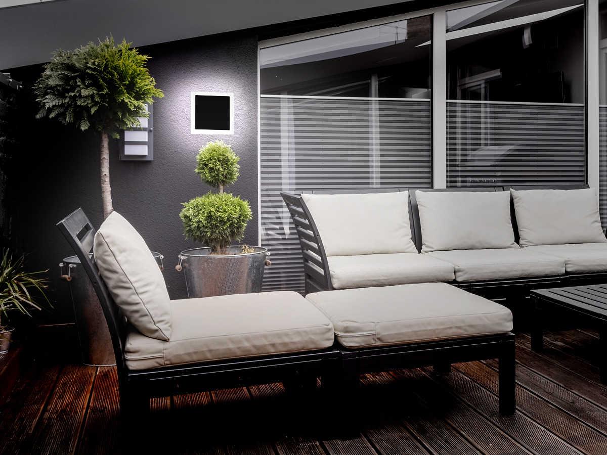 Eurofase Outdr 100-light Outdoor Wall Light