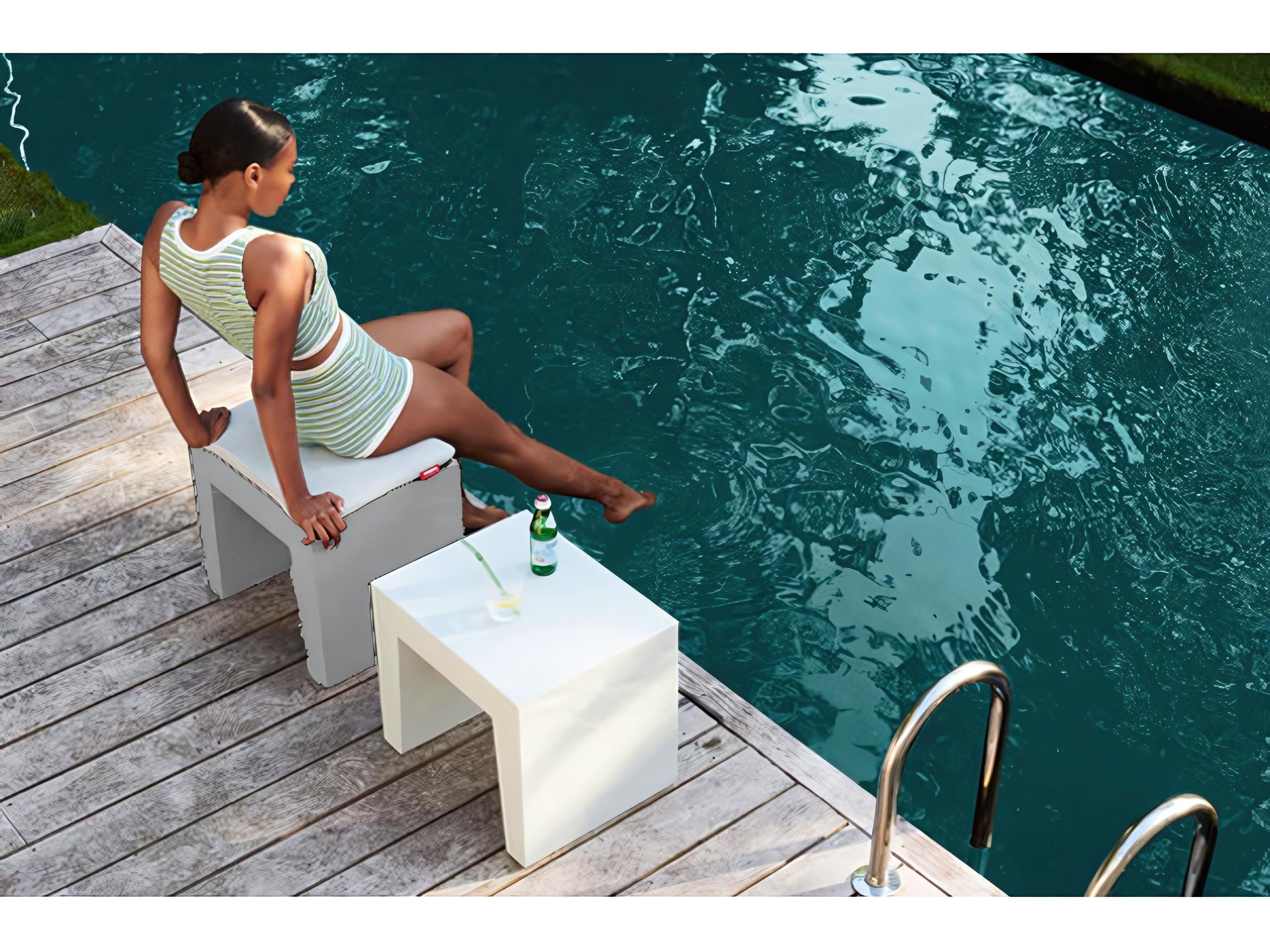 Fatboy Outdoor Concrete Seat in Light Grey