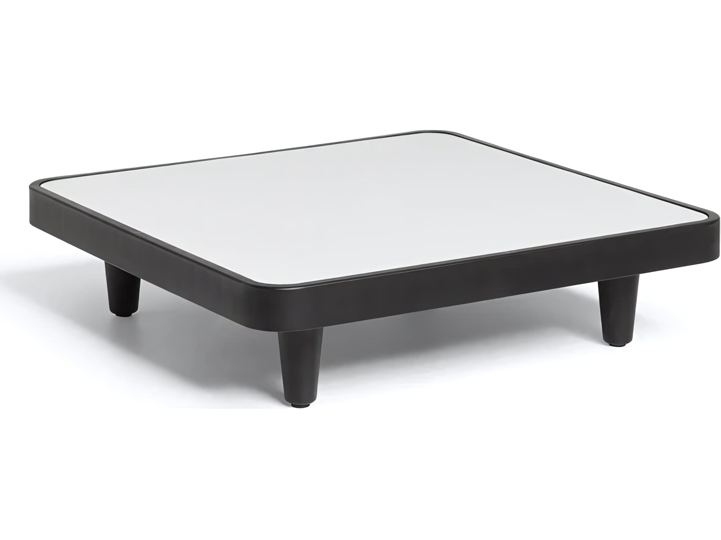 Fatboy Outdoor Paletti 35.4" Square Coffee Table in Light Grey