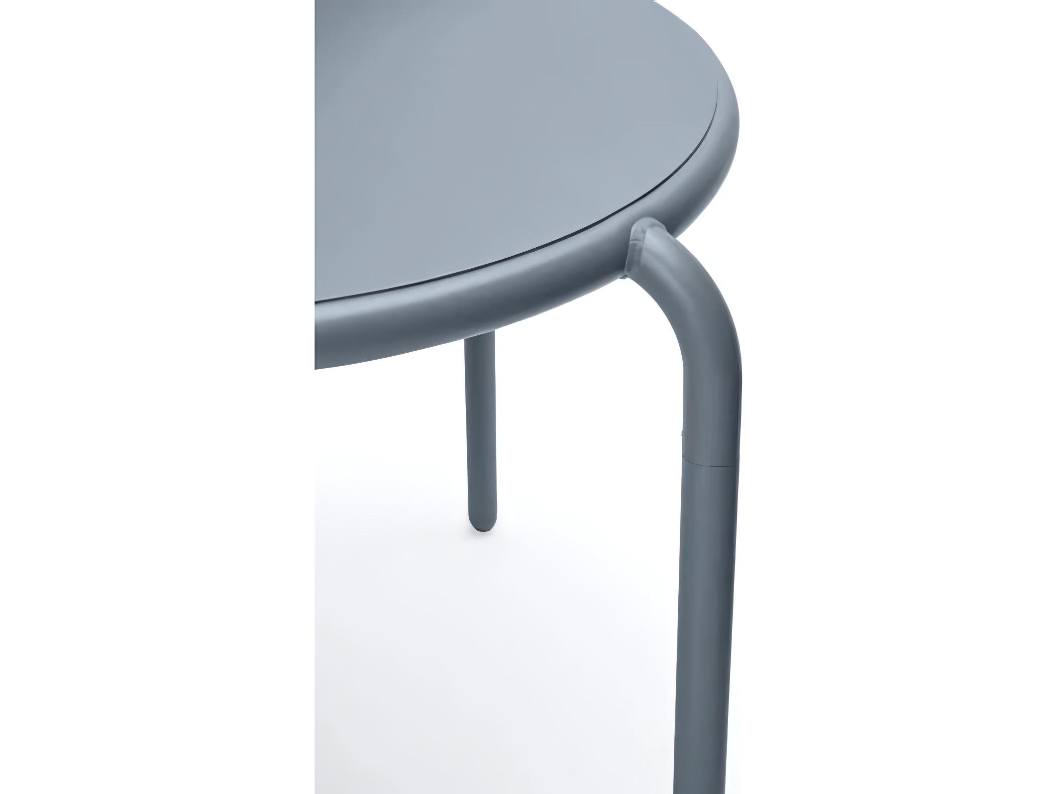 Fatboy Outdoor Toni Tablo Dining Set with Side Chairs in Elephant