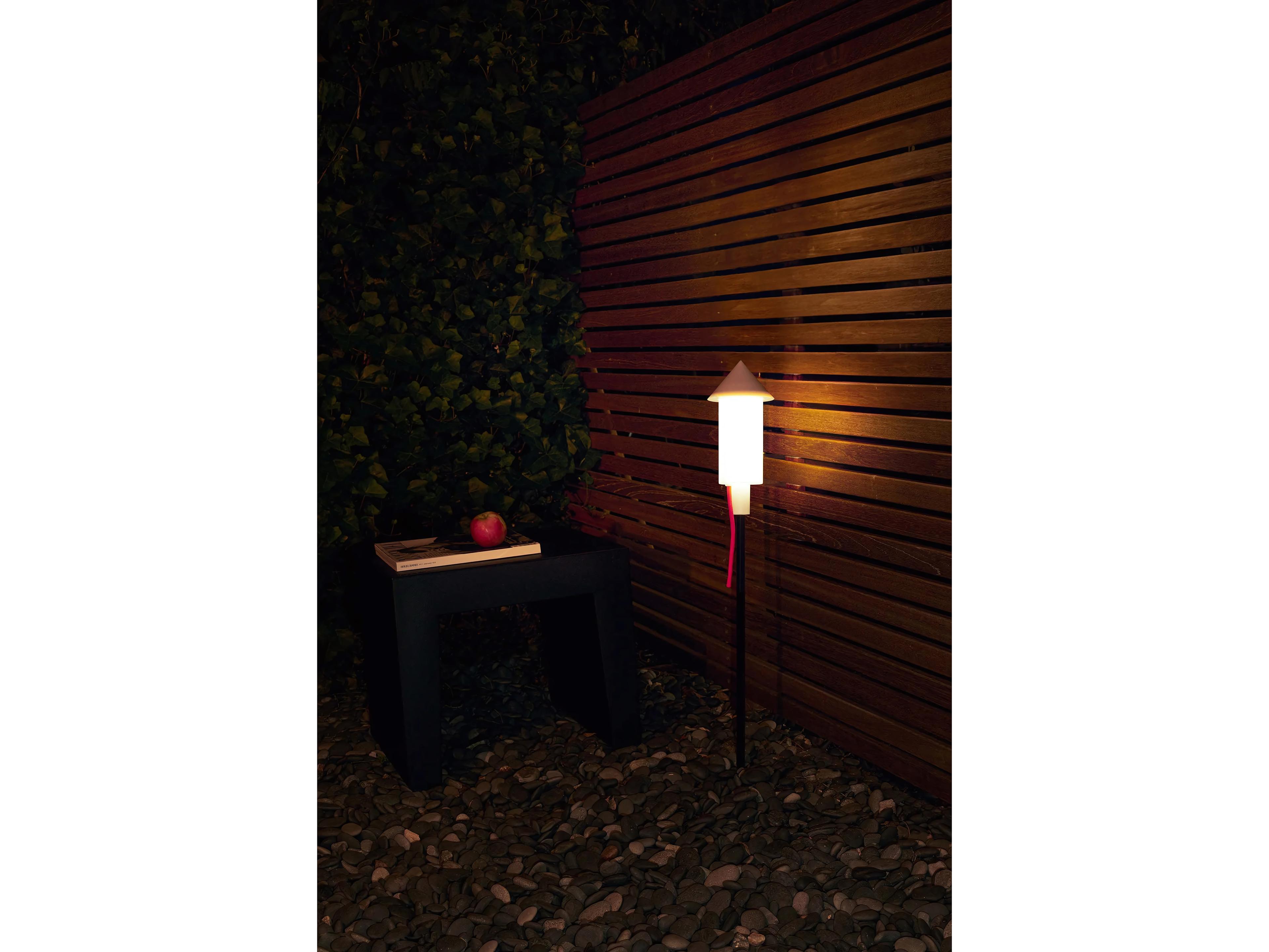 Fatboy Outdoor Racket la Surprise Wireless Solar in White