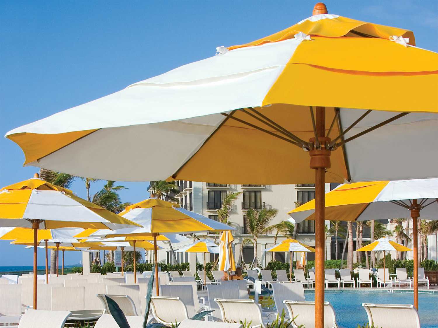 Fiberbuilt Augusta Fiber Teak 11 Foot Octagon Pulley Wood Outdoor Umbrella