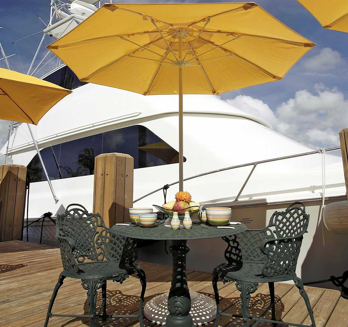 Fiberbuilt Lucaya 11 Foot Octagon Pulley Aluminum Outdoor Umbrella