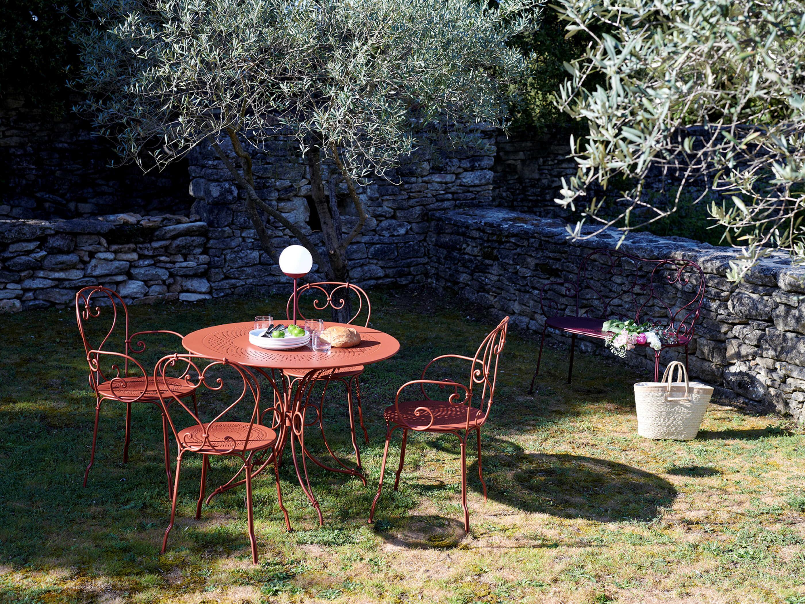 Fermob 1900 Steel Dining Set