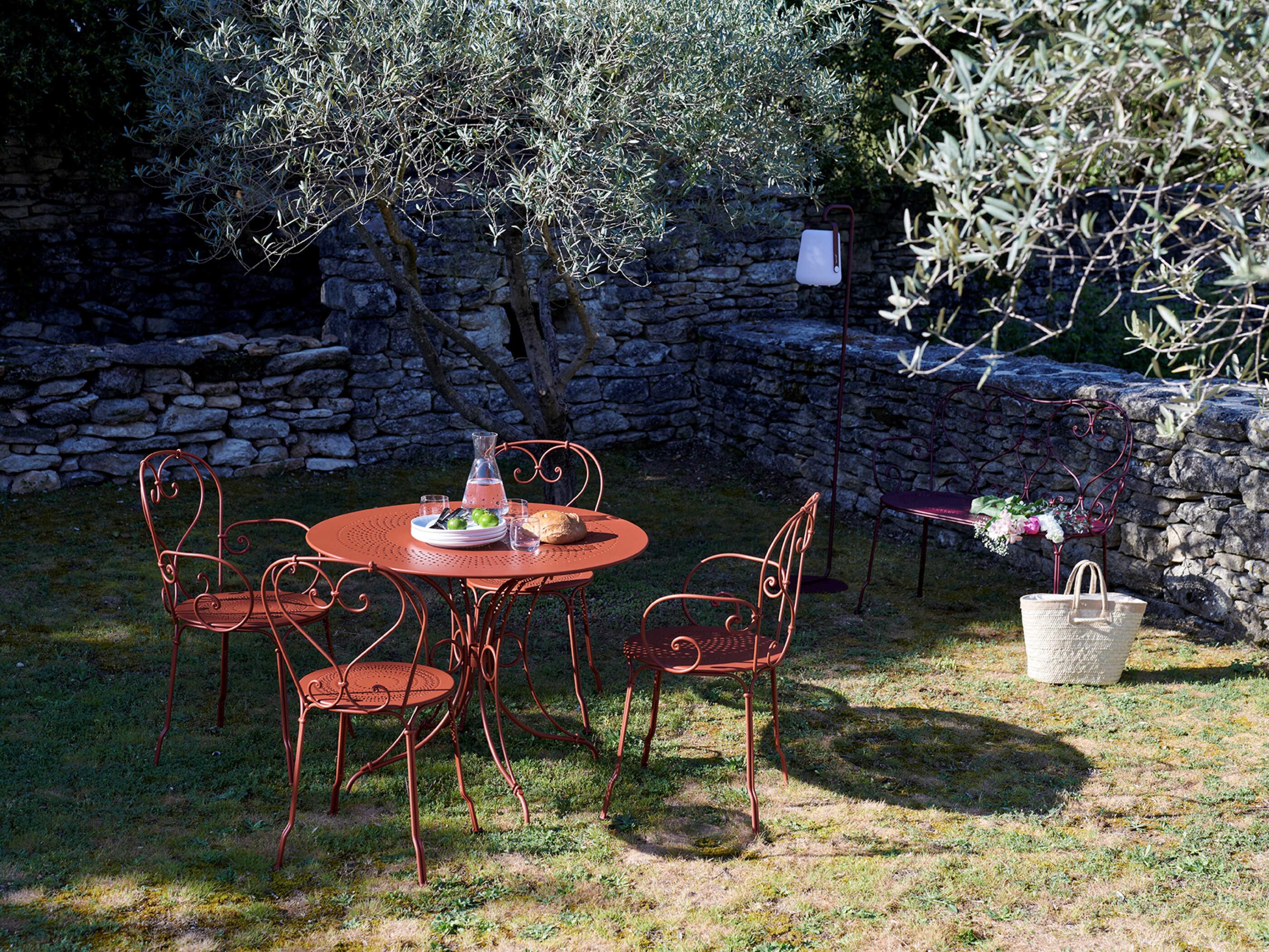 Fermob Balad Black Cherry Upright Small Stand