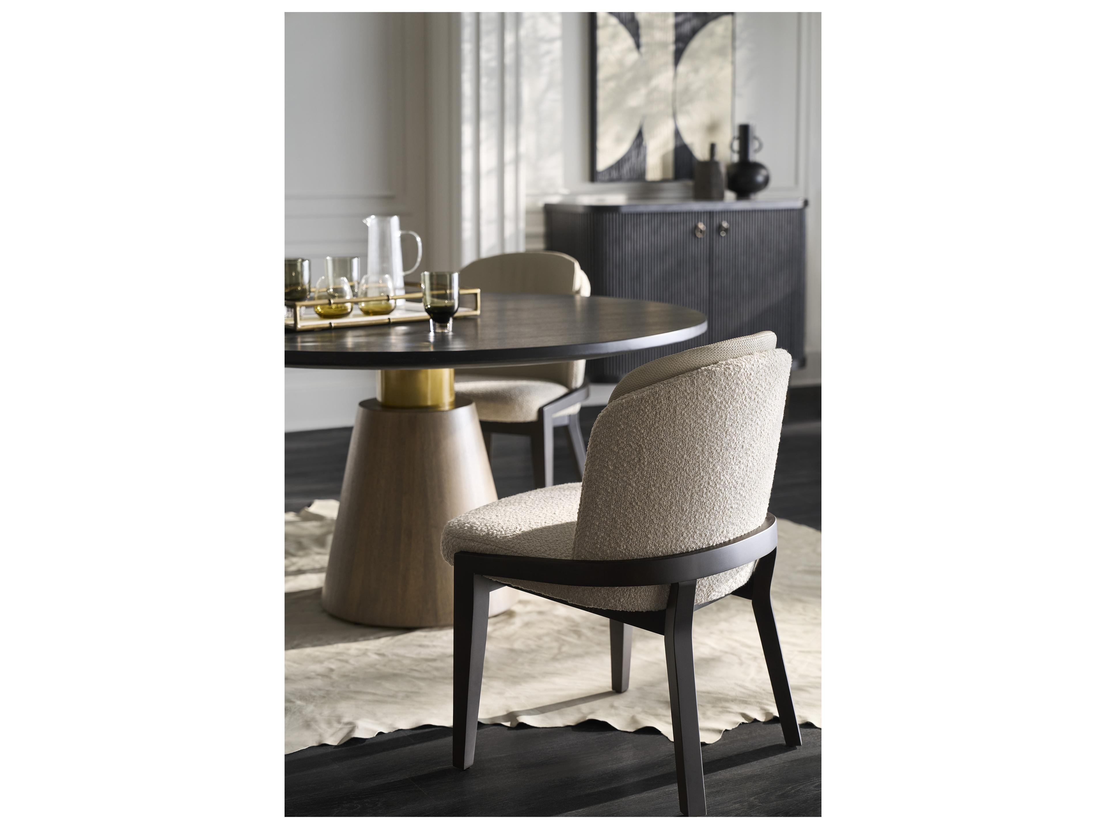 Fairfield Chair Everett Round Dining Table