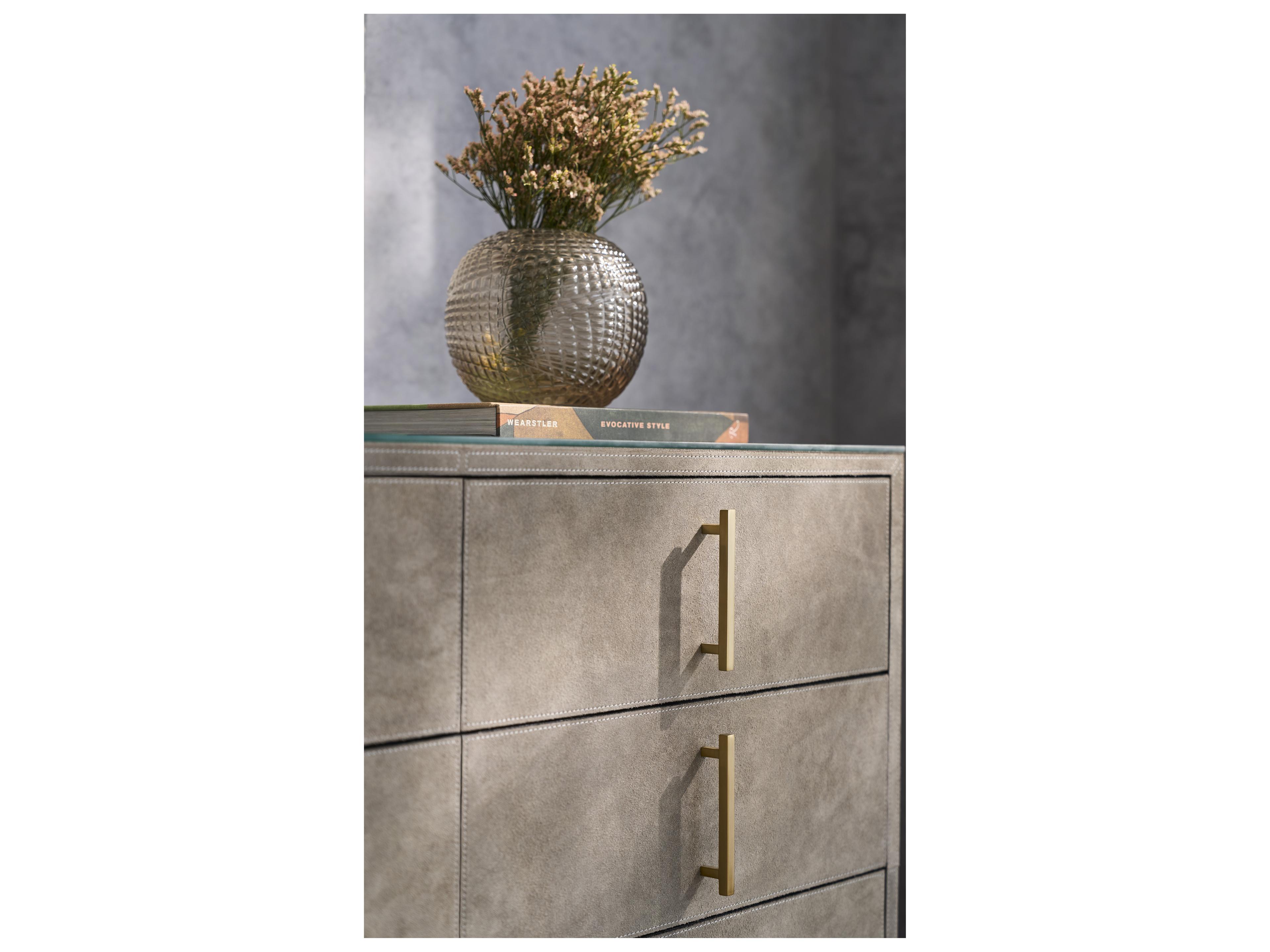 Fairfield Chair 5-Drawers Gray Double Dresser