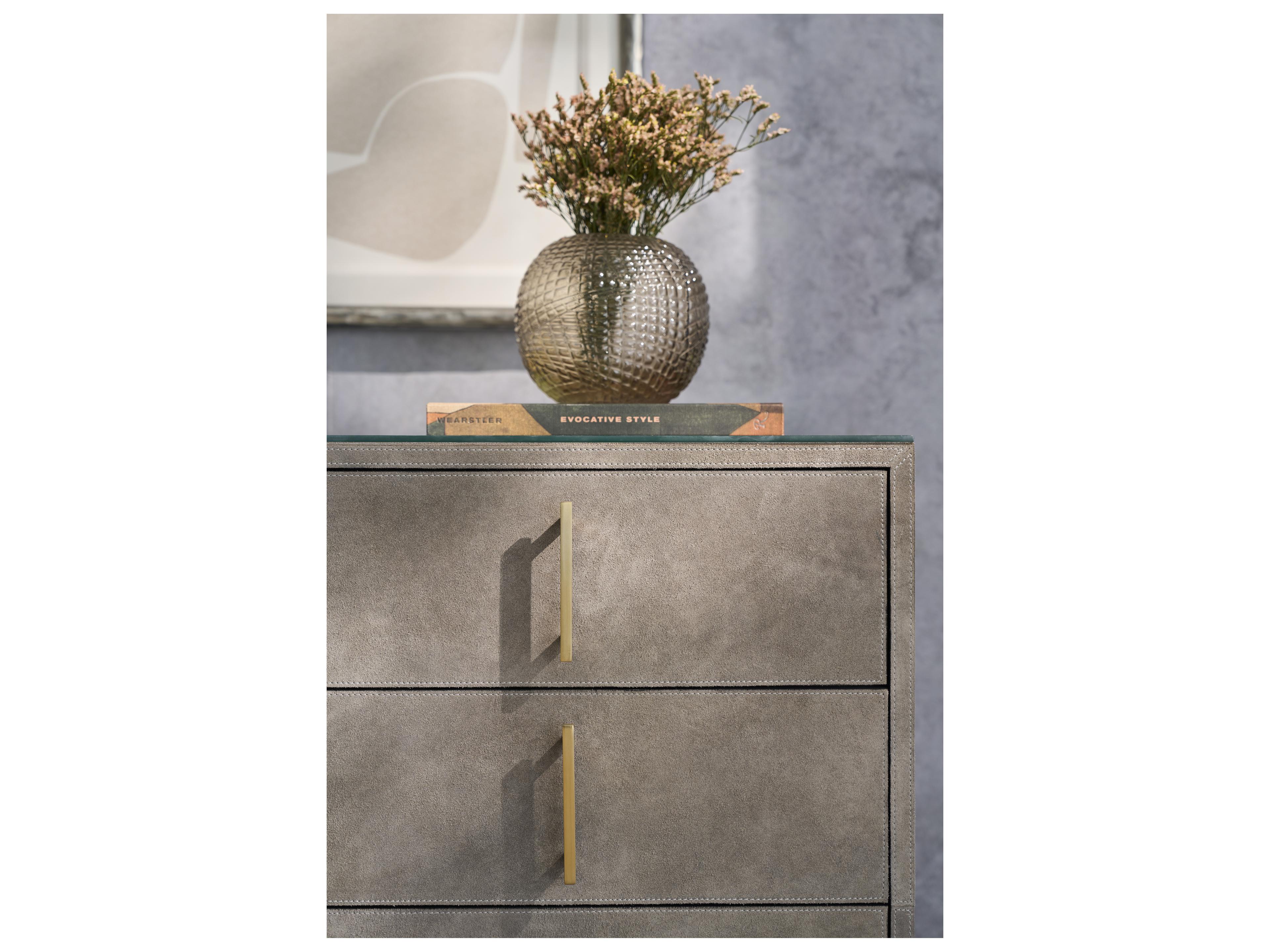 Fairfield Chair 5-Drawers Gray Double Dresser