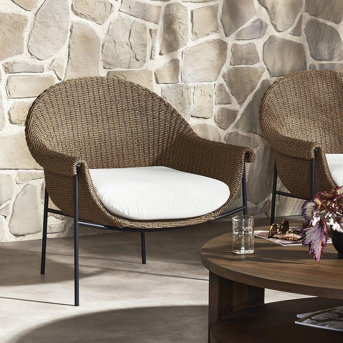 Four Hands Outdoor Grass Roots Dining Set