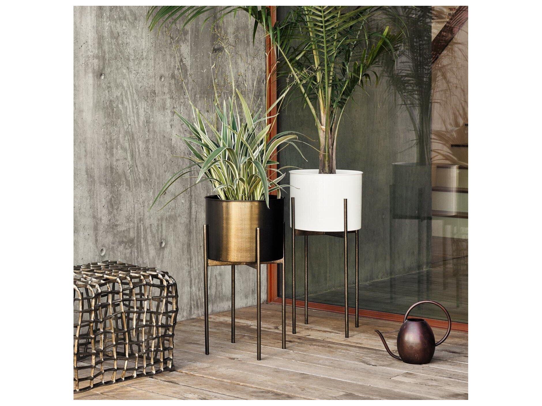 Luxecor Globetrotter Outdoor Weathered Brass Planter