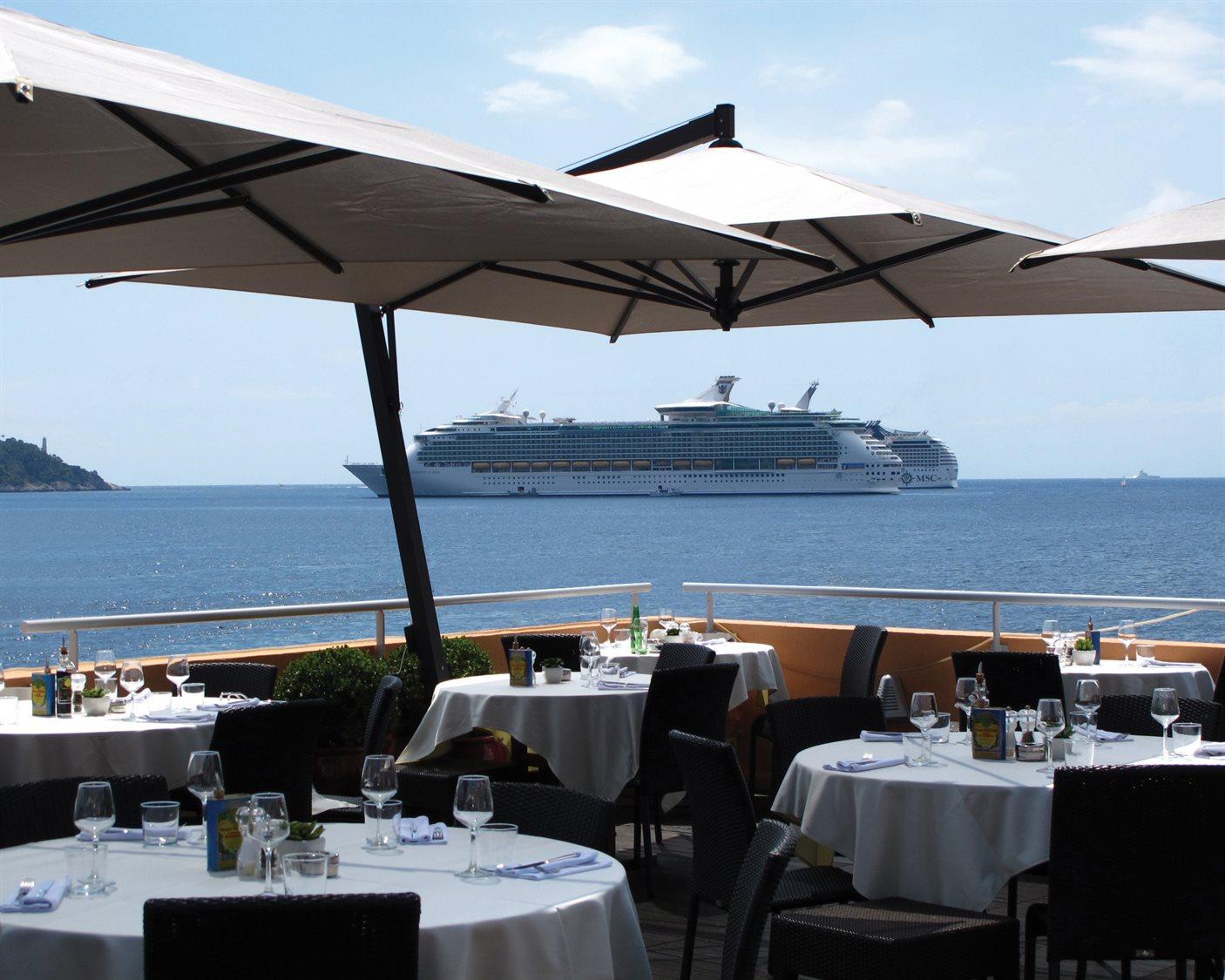 FIM P-Series Aluminum 11.5 Square Cantilever Outdoor Umbrella