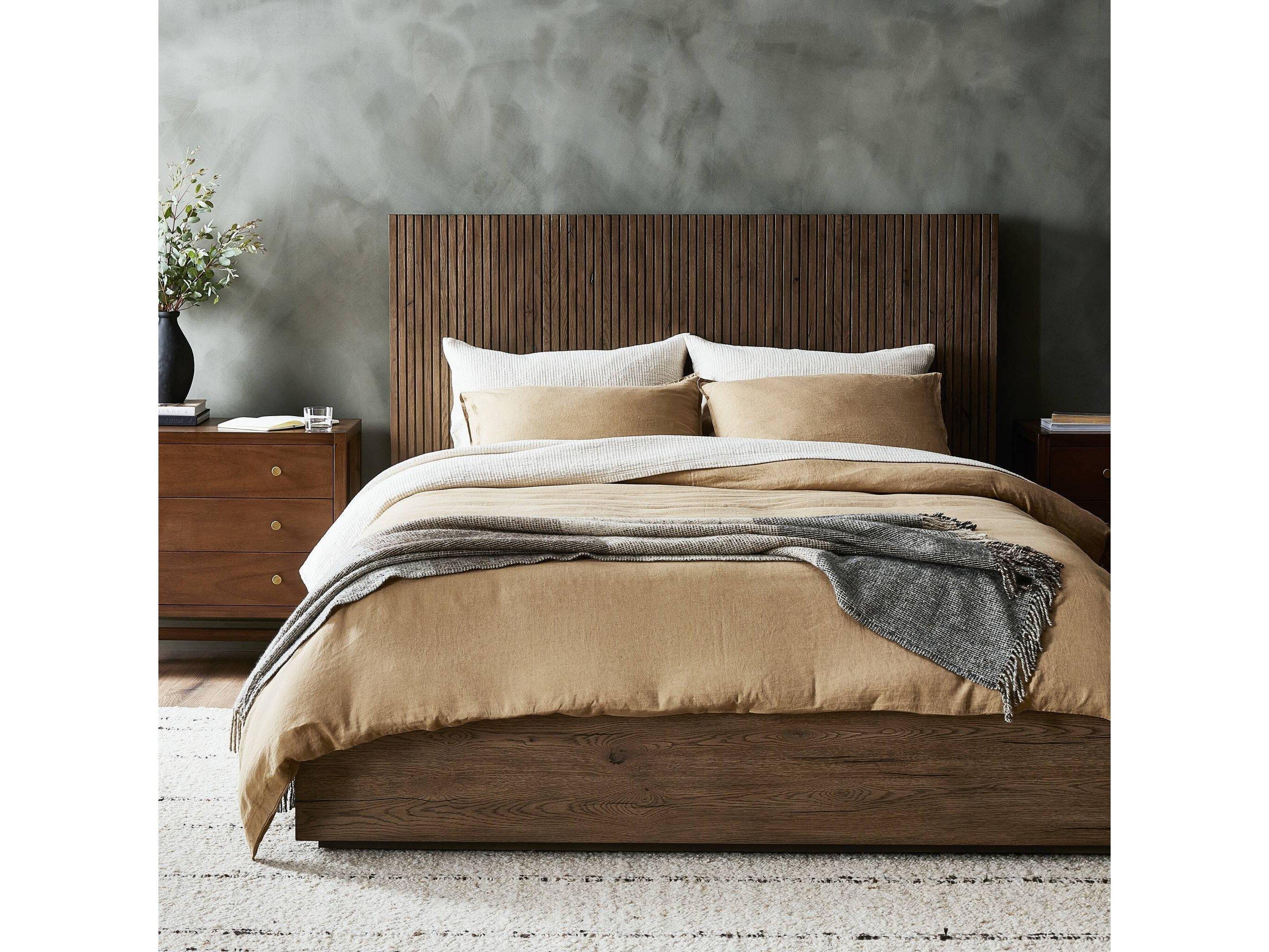 Four Hands Bina Leo Rustic Grey Queen Bed