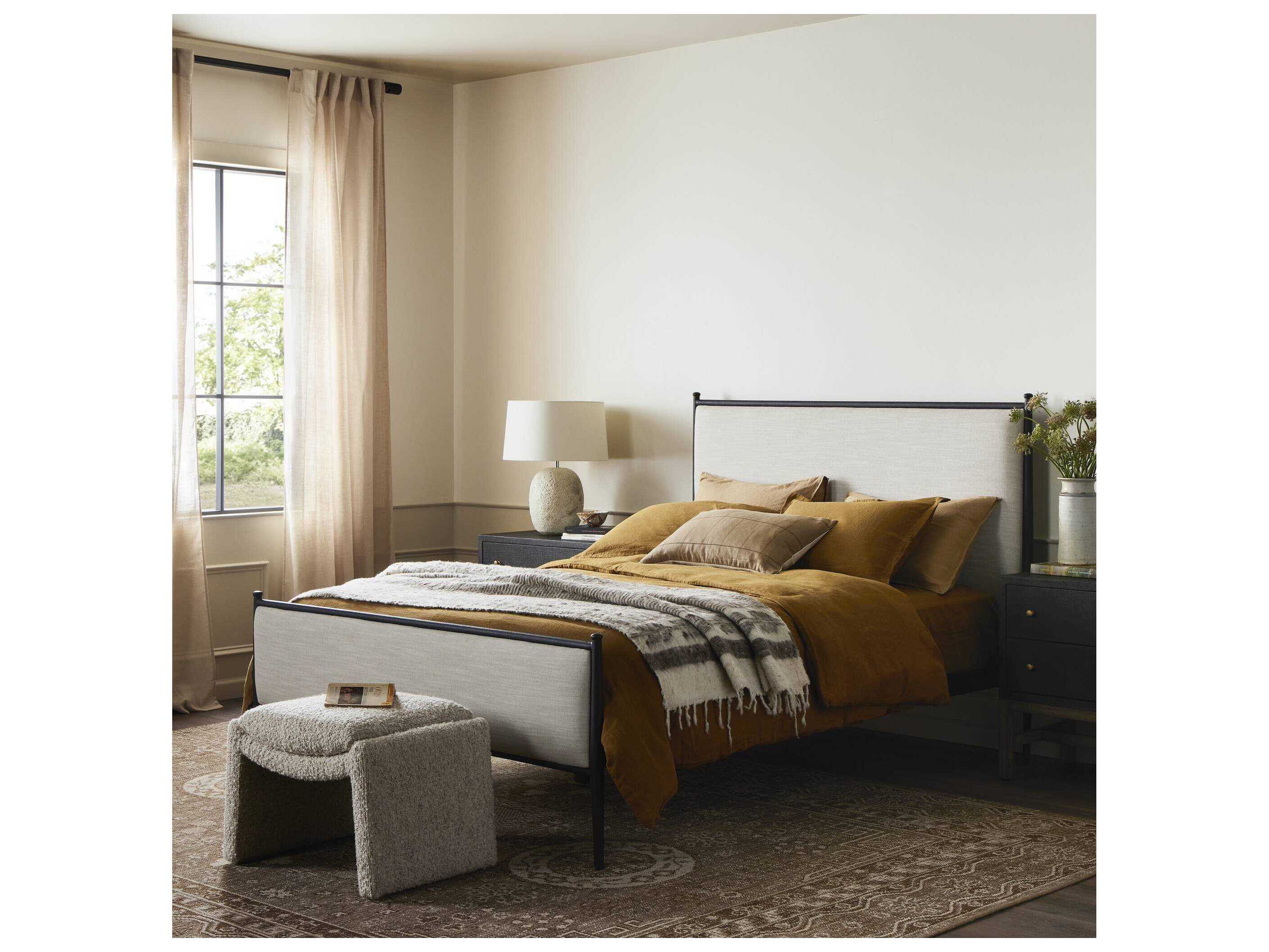 Four Hands Westgate Xander Savoy Parchment Queen Bed