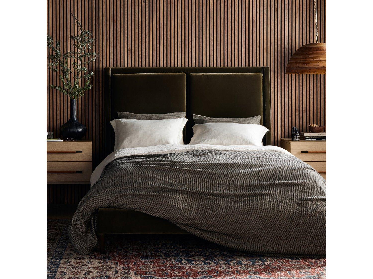 Four Hands Kensington Bedroom Set