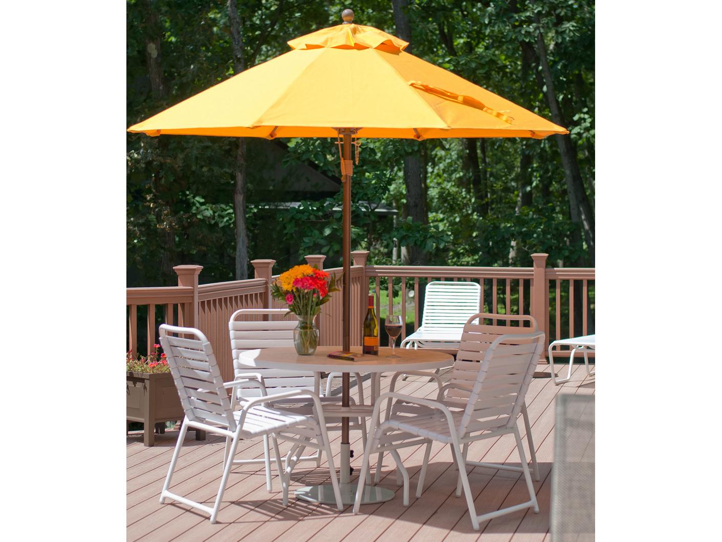 Frankford Quick Ship Monterey Market Fiberglass 7.5 Foot Octagon Crank Outdoor Patio Umbrella