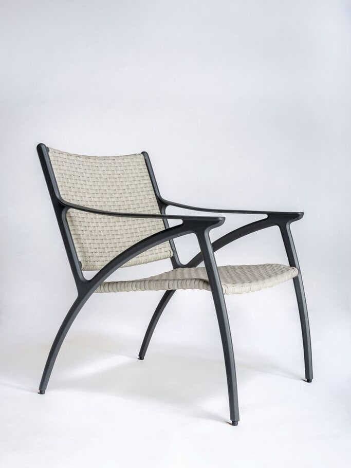 Gensun Amari Woven Aluminum Carbon Outdoor Lounge Chair