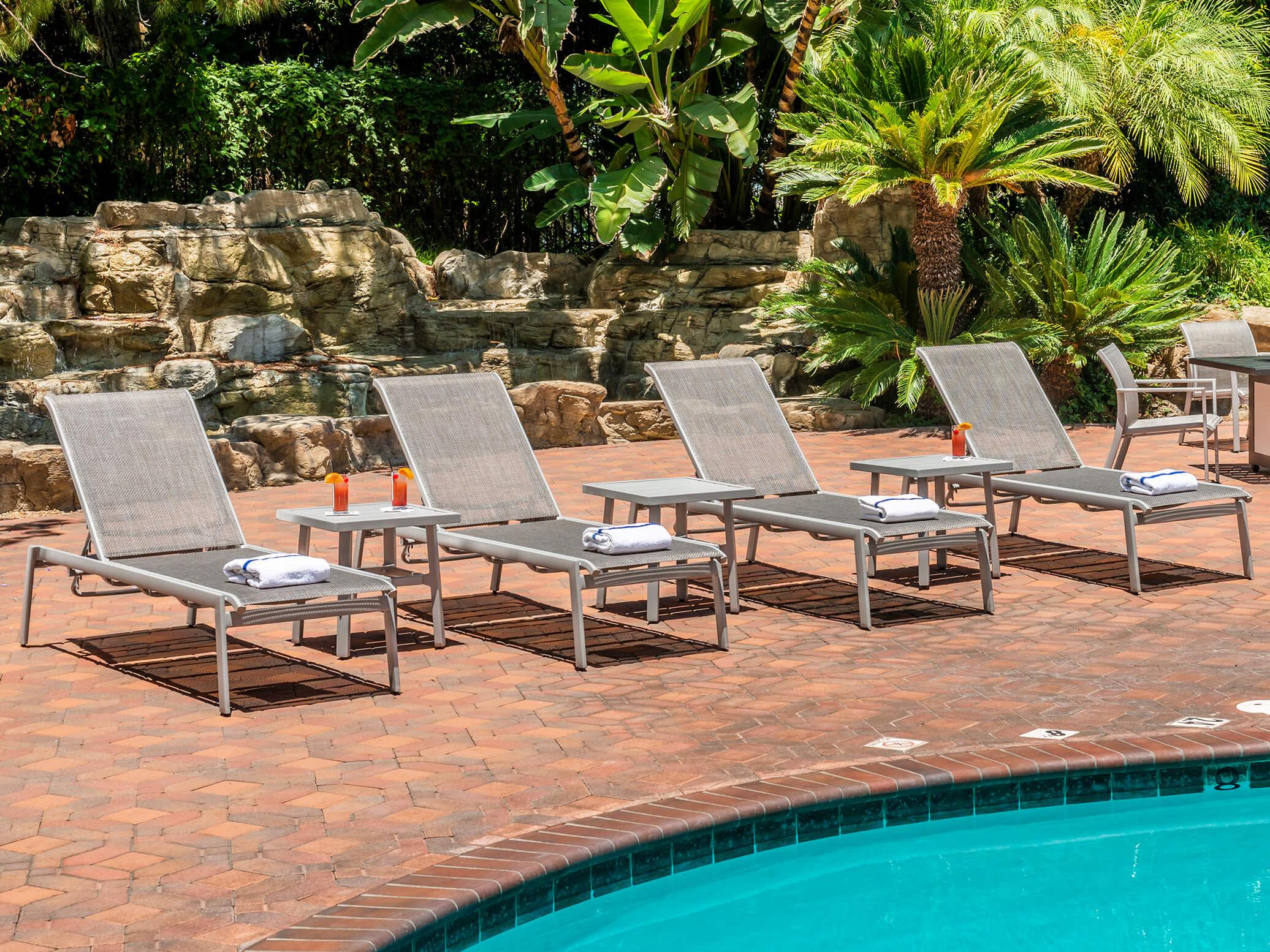 Gensun Echelon Sling Aluminum Outdoor Patio Lounge Set