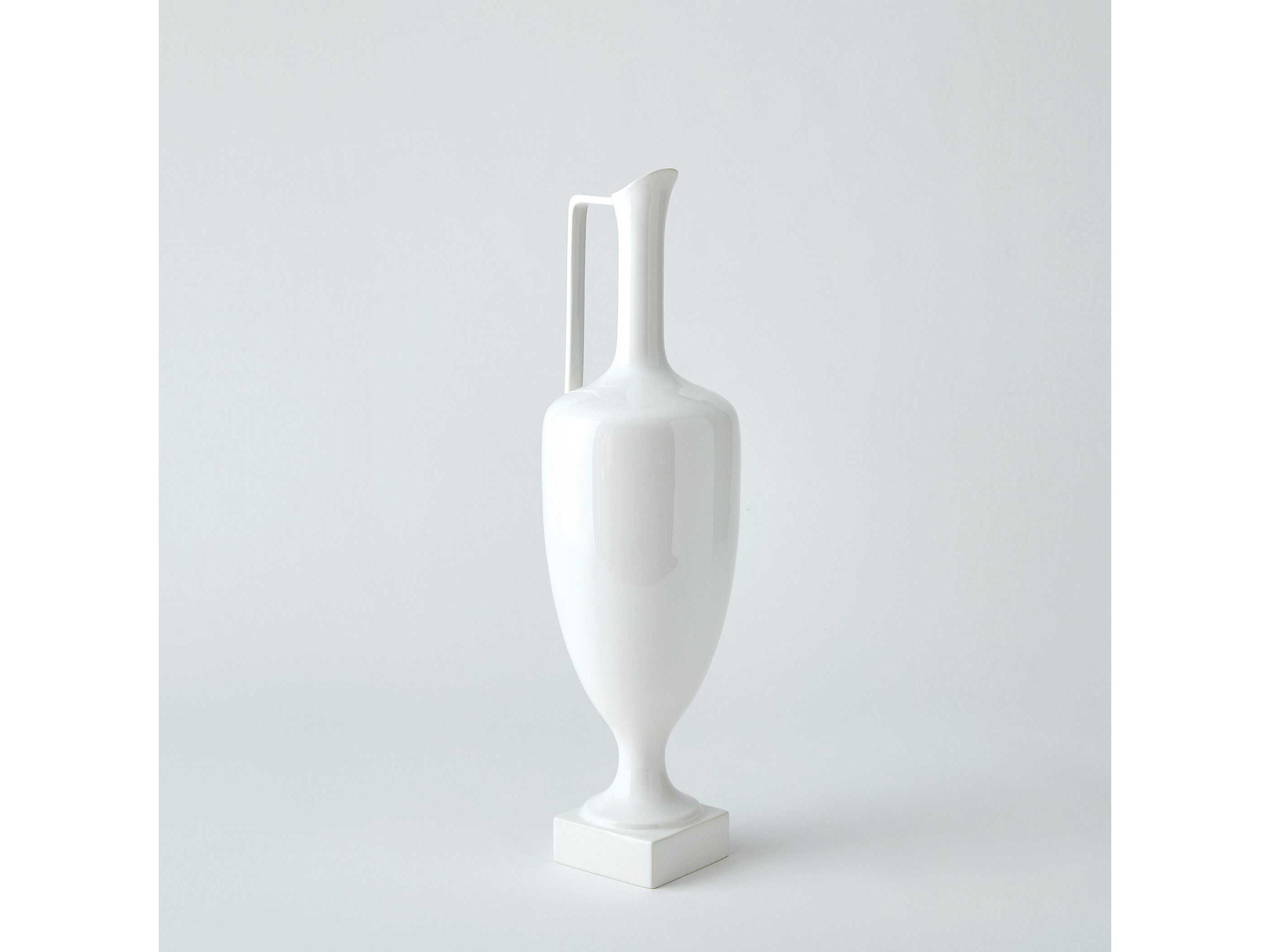 Global Views Quiet Curve White Urn