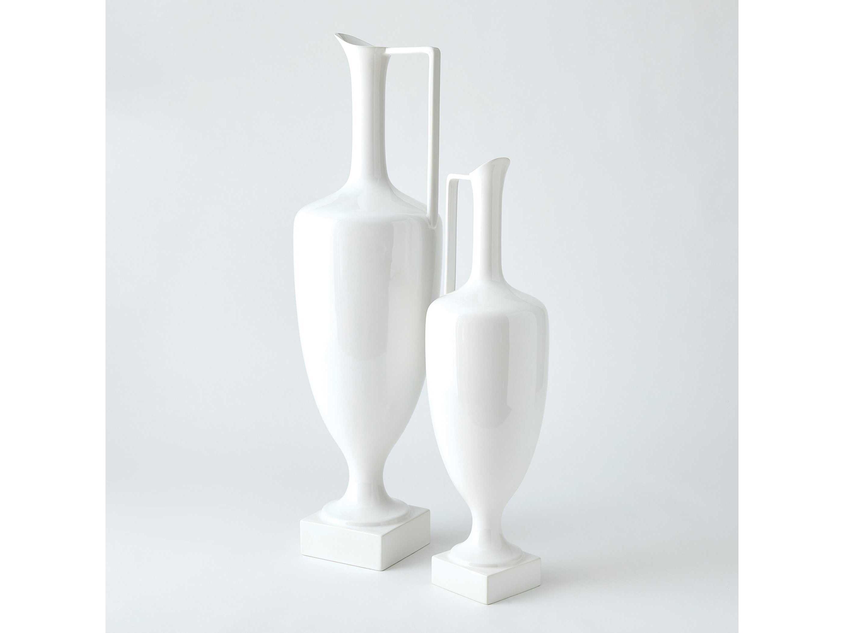 Global Views Quiet Curve White Urn