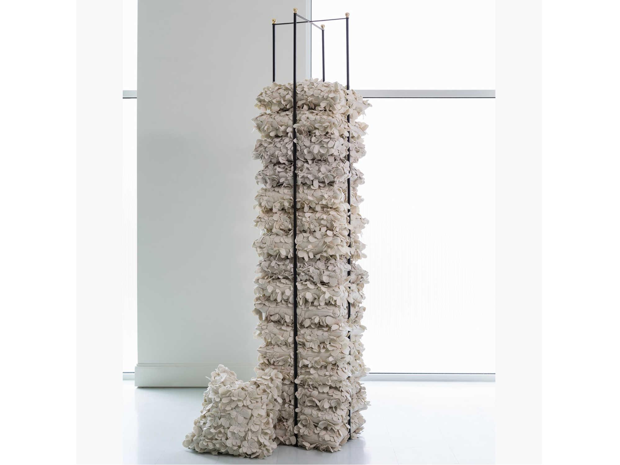 Global Views Brass Tall Pillow Fixture