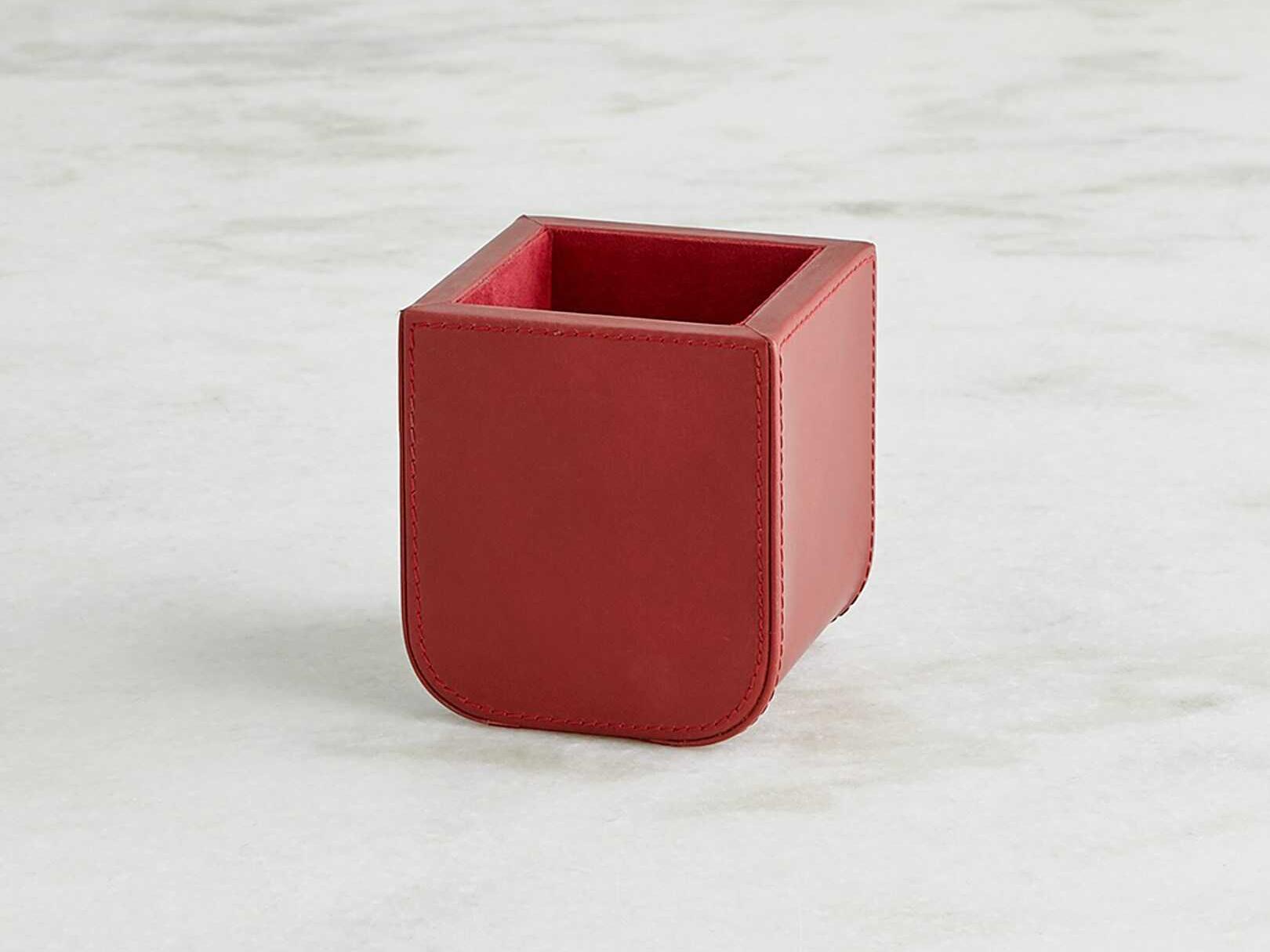 Global Views Radius Deep Red Pencil Cup