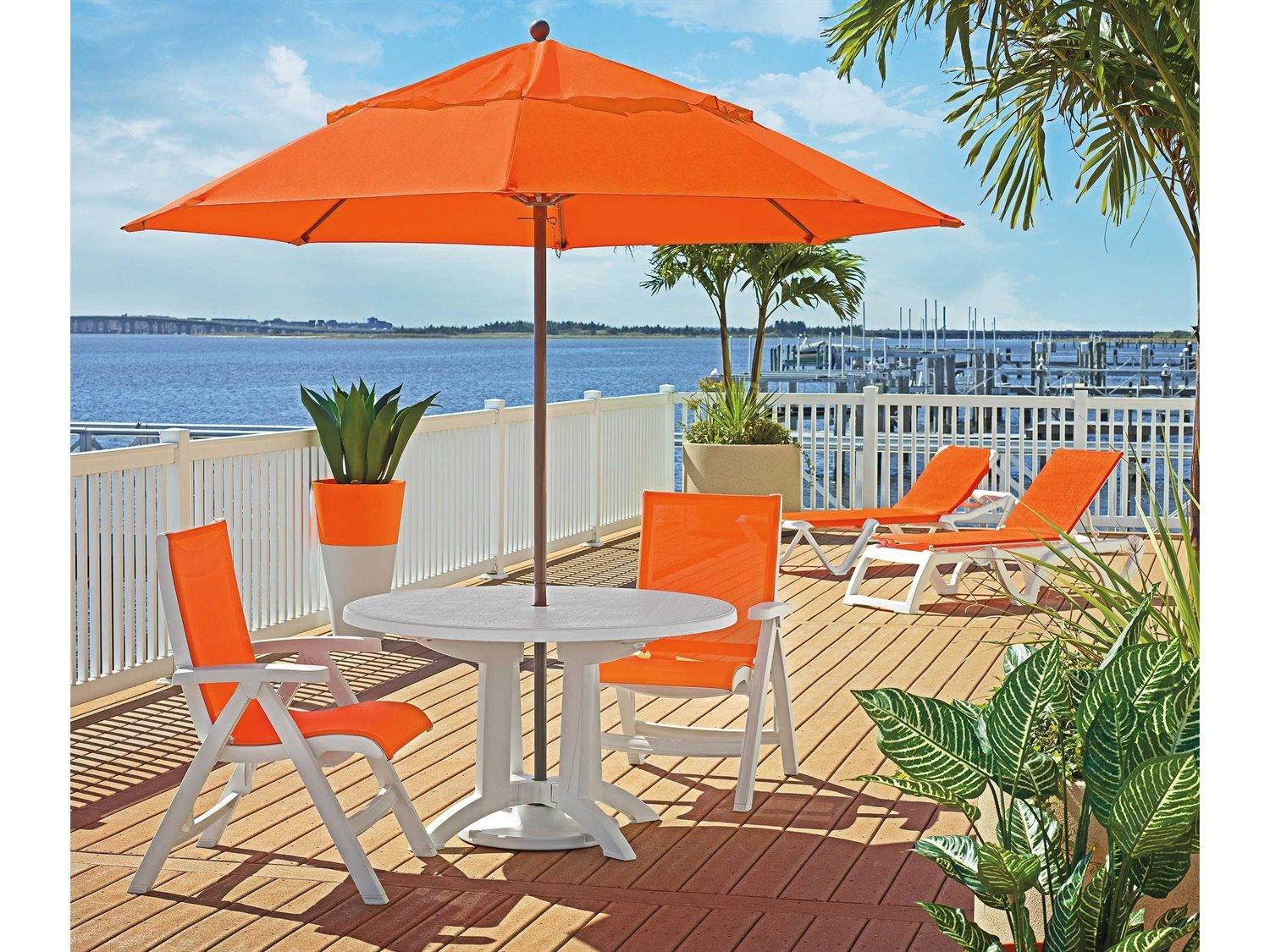 Grosfillex Jamaica Beach Sling Resin White Outdoor Dining Set in Orange
