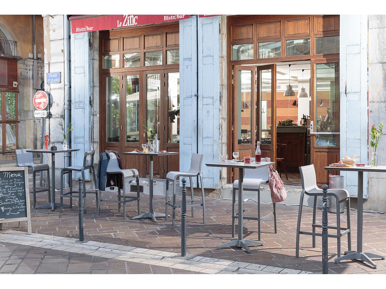 Grosfillex Sunset Aluminum Granite Platinum Gray/Granite Square Outdoor Bar Height Table