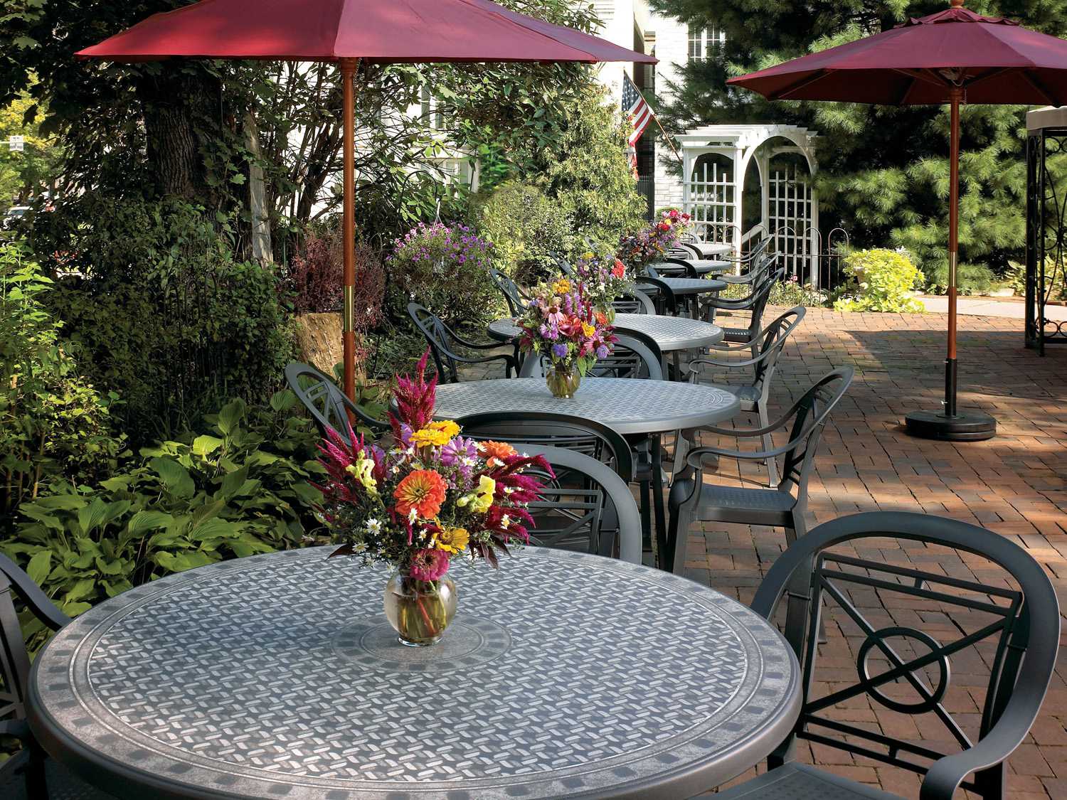 Grosfillex Victoria Classic Resin Charcoal Stacking Outdoor Dining Arm Chair