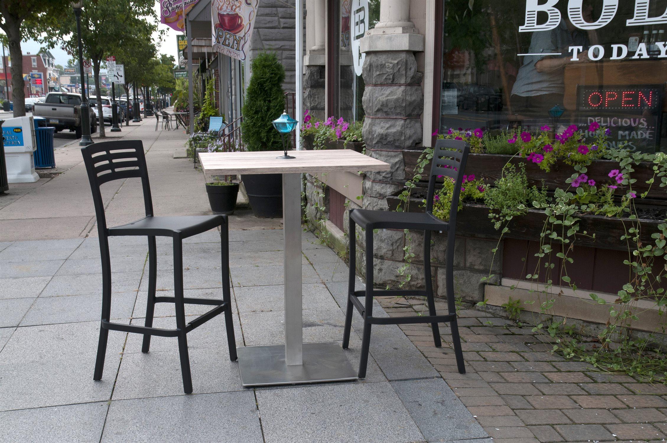 Grosfillex Vogue Resin Black Bar Set