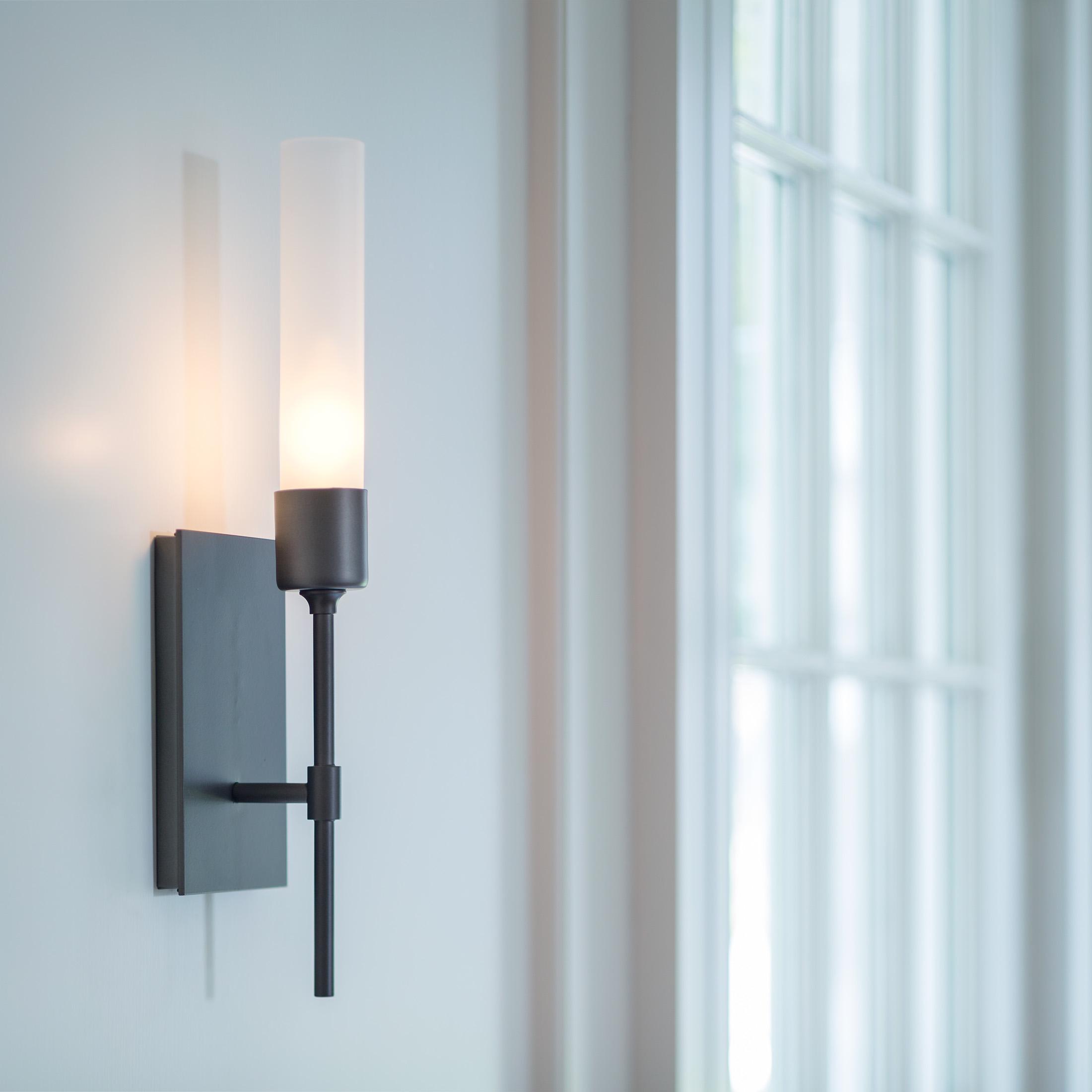 Hubbardton Forge Vela 1-Light Glass Wall Sconce