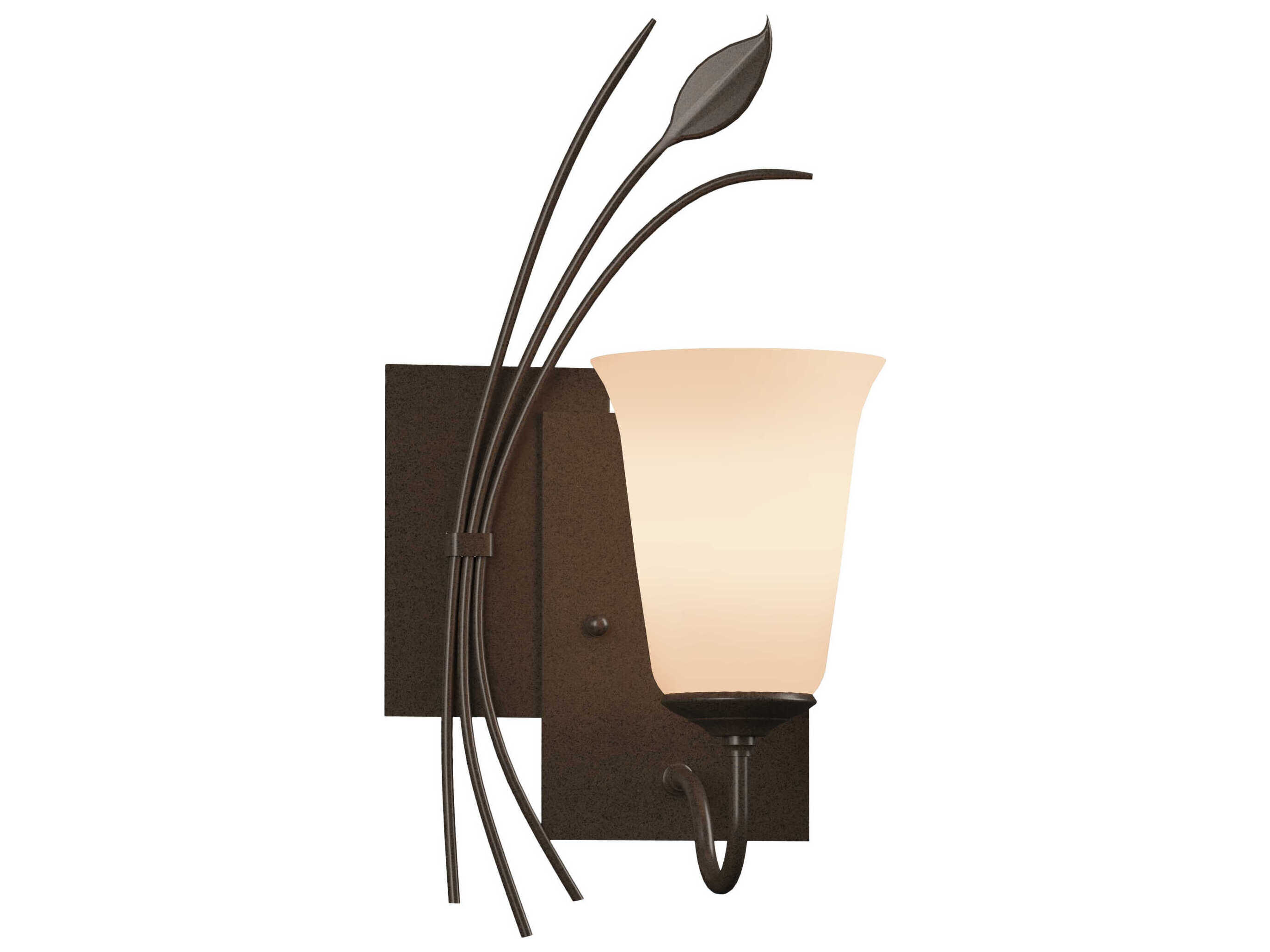 Hubbardton Forge Leaf 1-Light Glass Wall Sconce