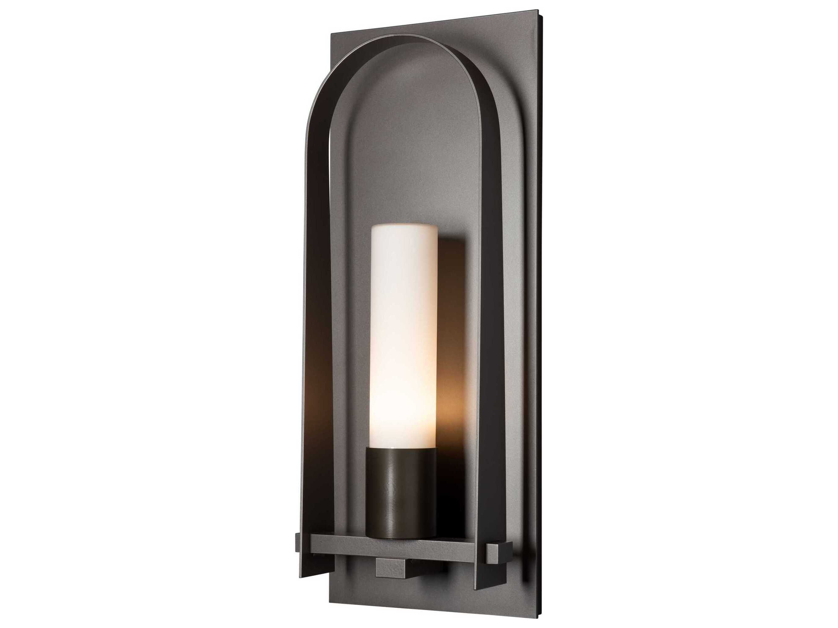 Hubbardton Forge Triomphe 1-Light Outdoor Wall Light