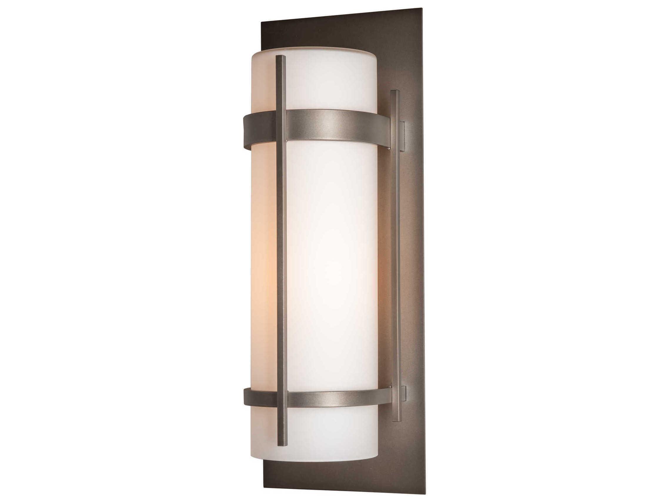 Hubbardton Forge Banded 1 - Light Incandescent Outdoor Wall Light