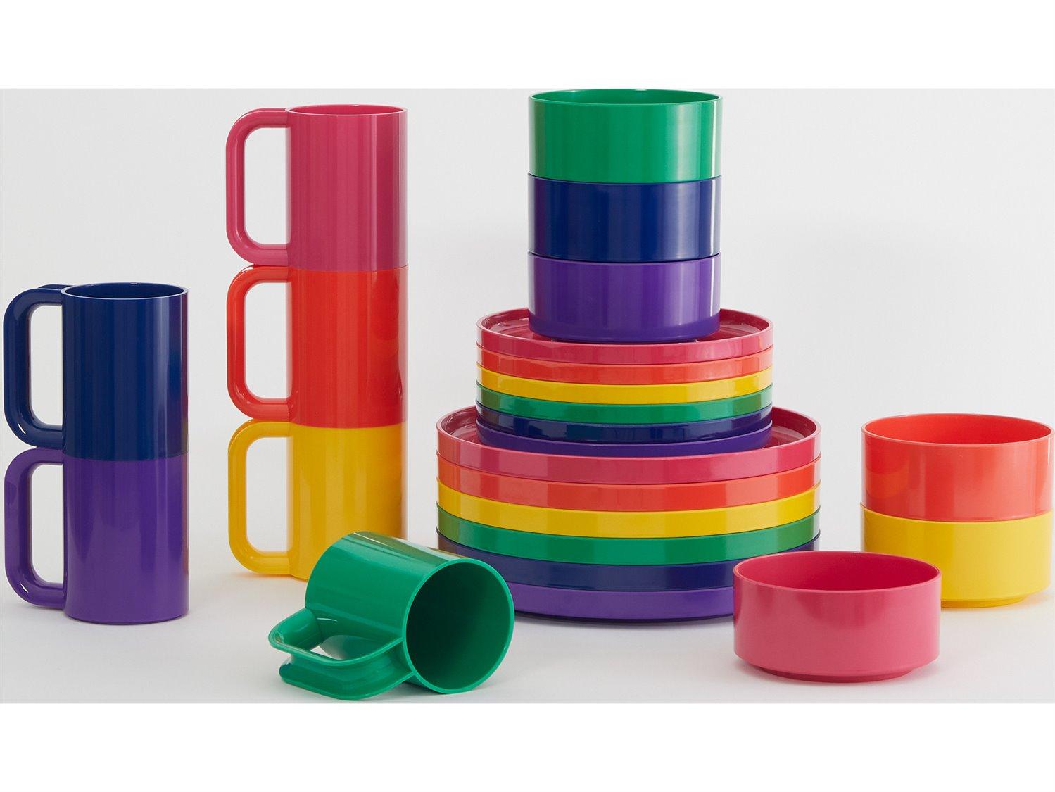 Heller Max Rainbow Dinnerware Kit 24 (6 dinner plates, 6 salad plates, 6 bowls, 6 mugs)