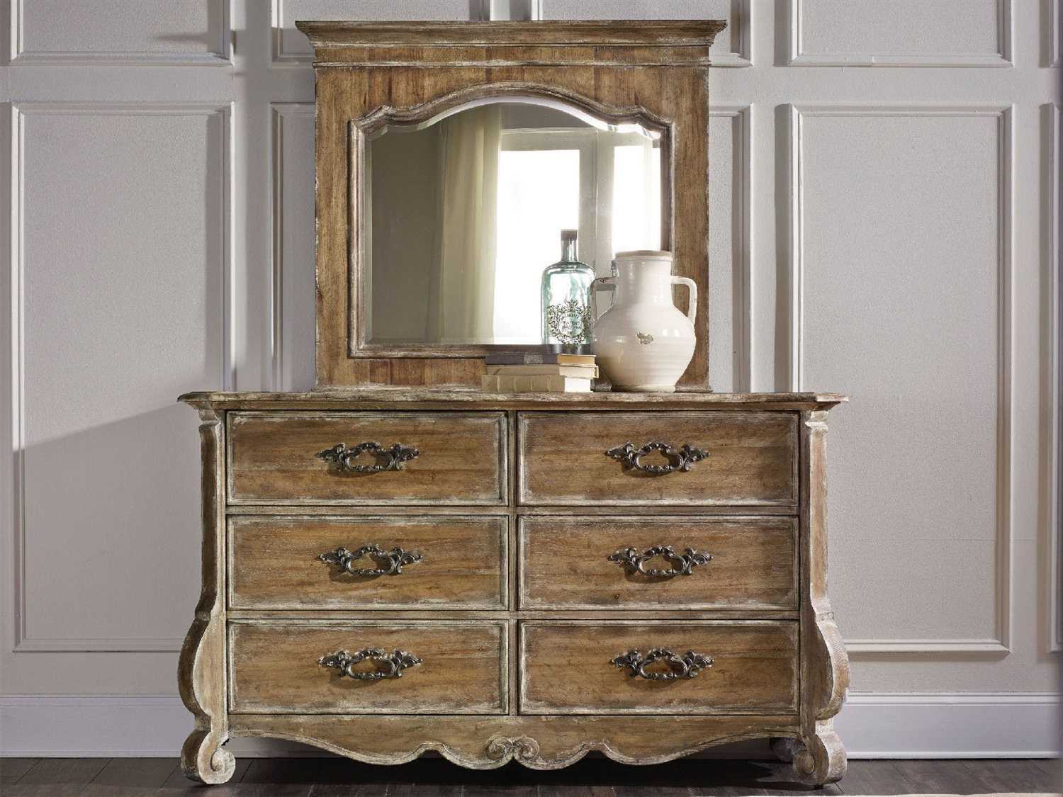 Hooker Furniture Chatelet 6-Drawers Brown Cedar Wood Double Dresser