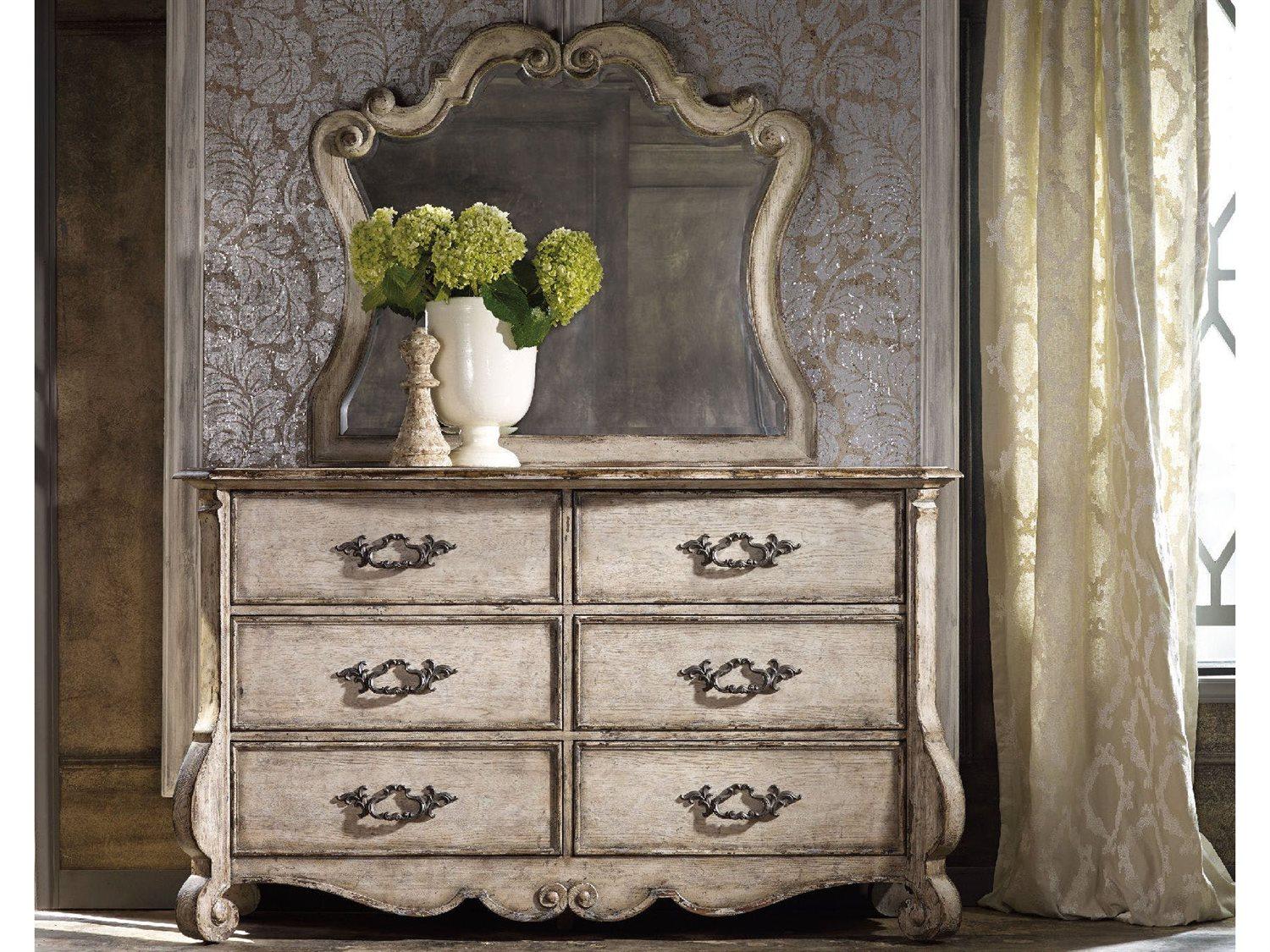 Hooker Furniture Chatelet 6-Drawers White Cedar Wood Double Dresser