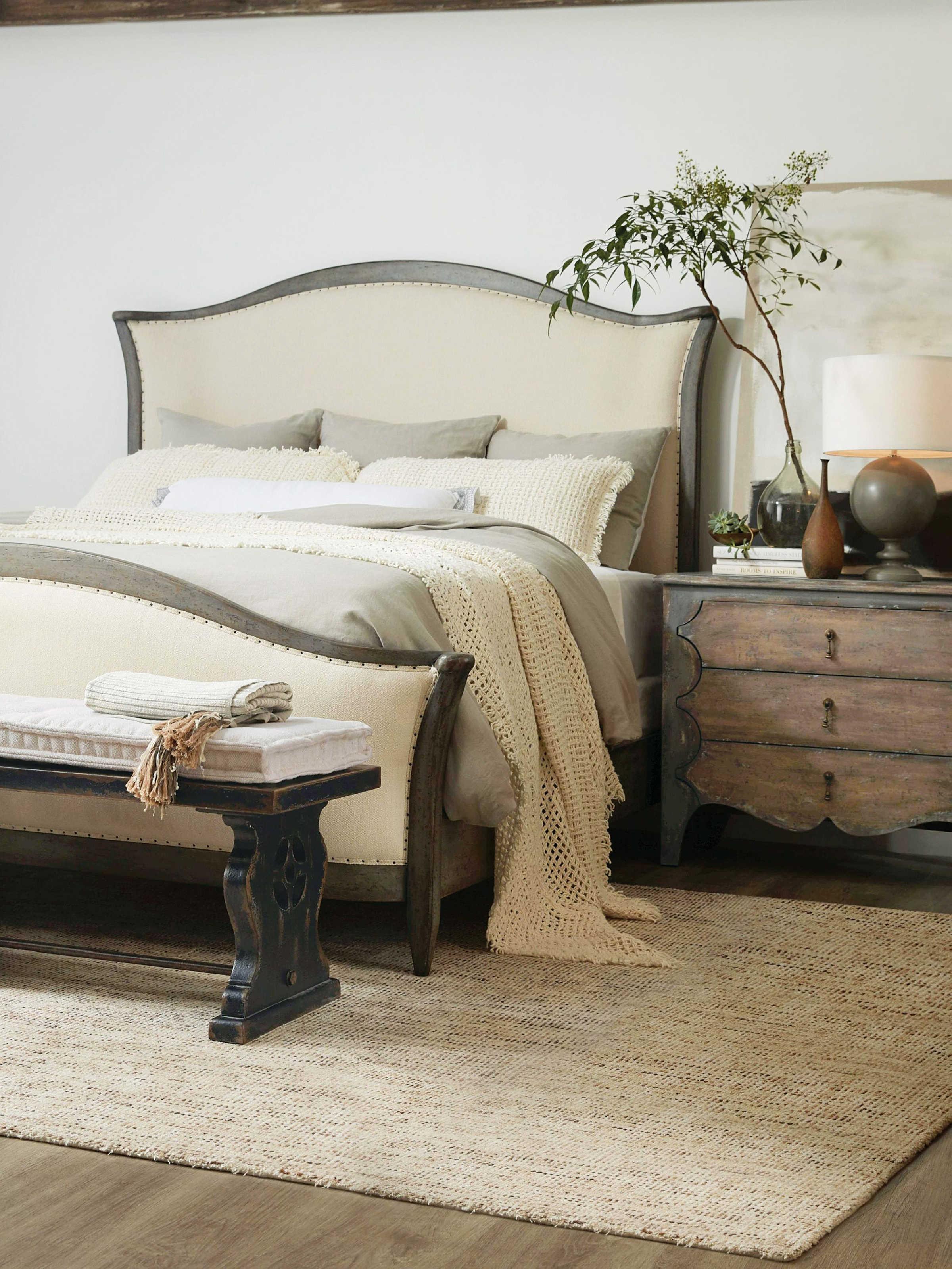 Hooker Furniture Ciao Bella Tuscan White Gray Poplar Wood Upholstered California King Panel Bed