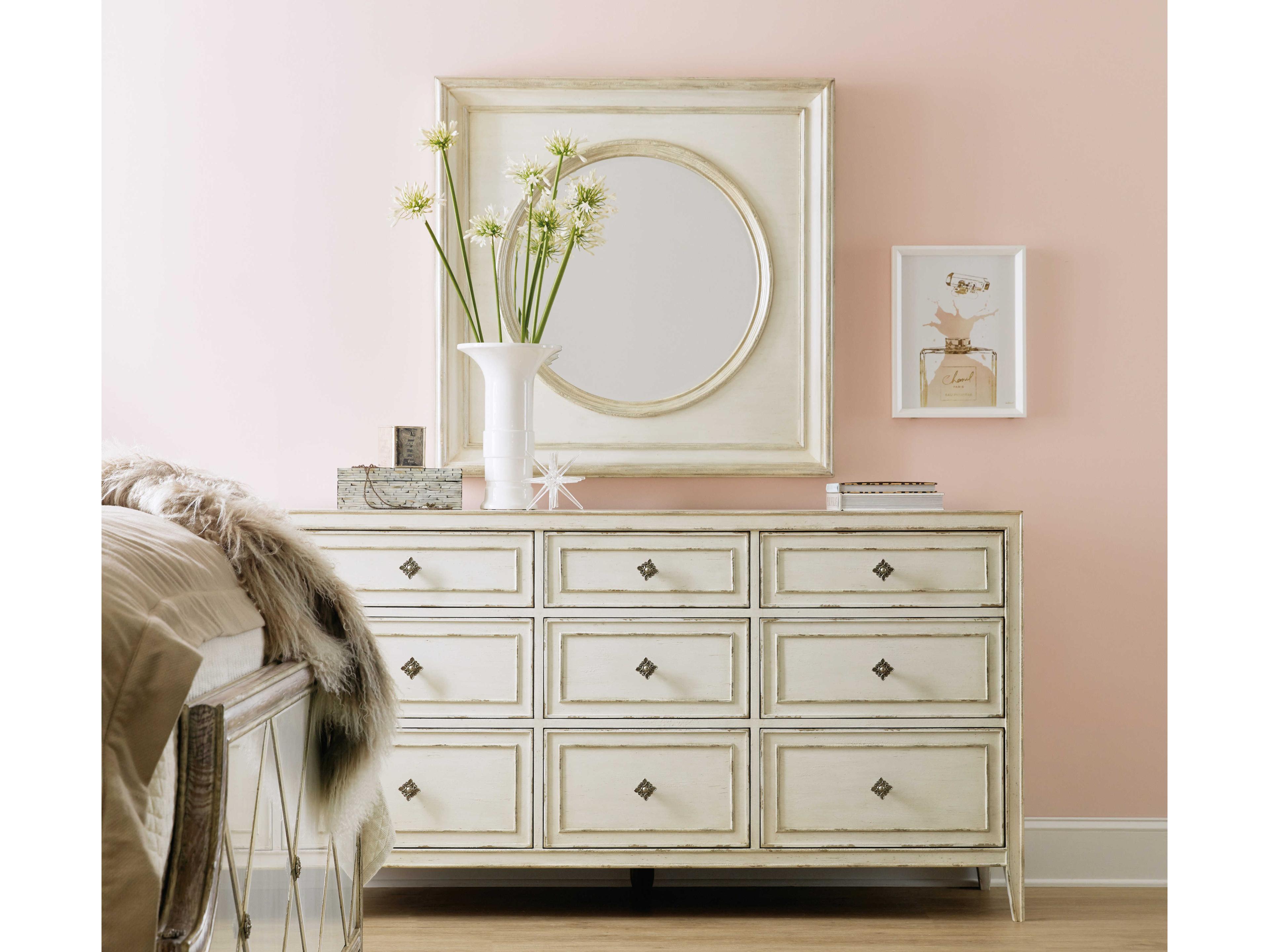Hooker Furniture Sanctuary 2 Anastasie 9-Drawers White Hardwood Dresser