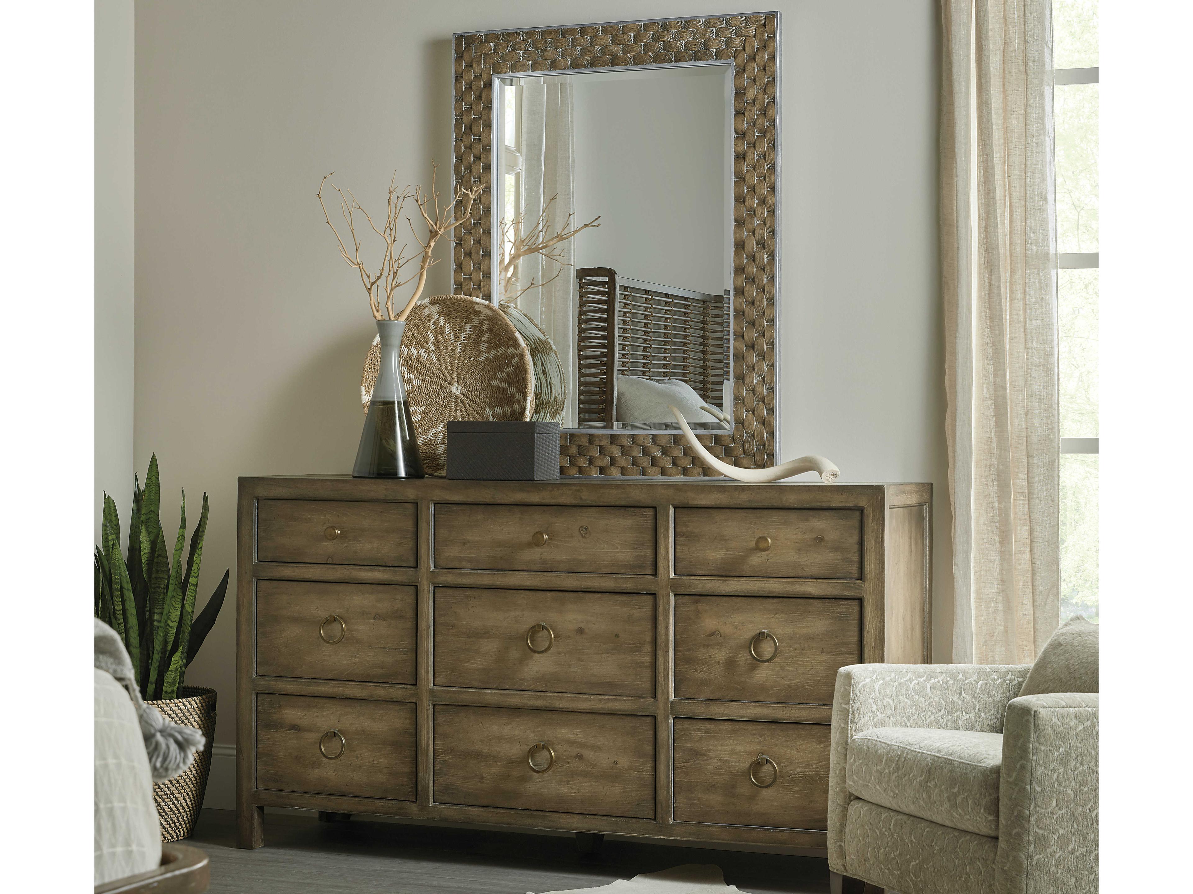 Hooker Furniture Sundance 9-Drawers Brown Cedar Wood Dresser