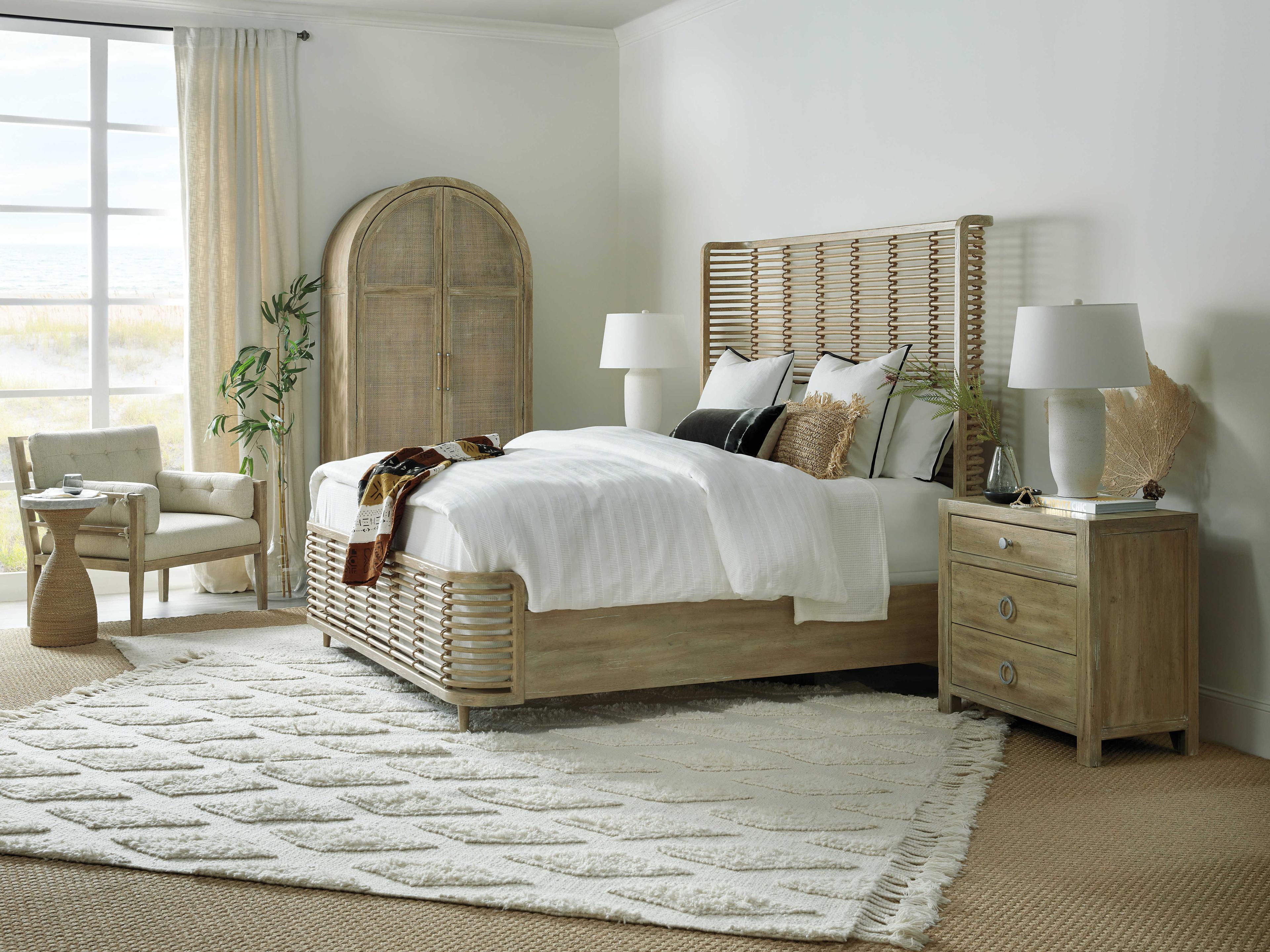 Hooker Furniture Surfrider Driftwood Beige Queen Panel Bed