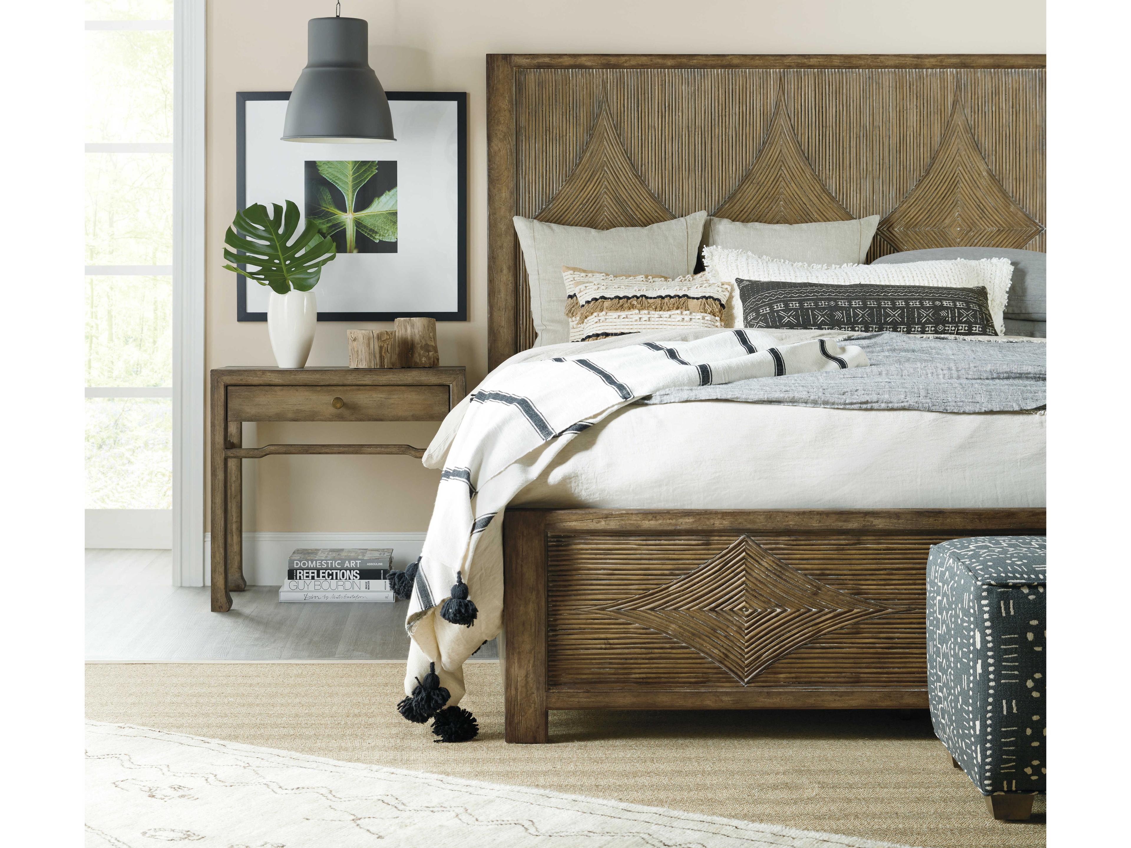 Hooker Furniture Sundance Cliffside Brown Wood King Panel Bed