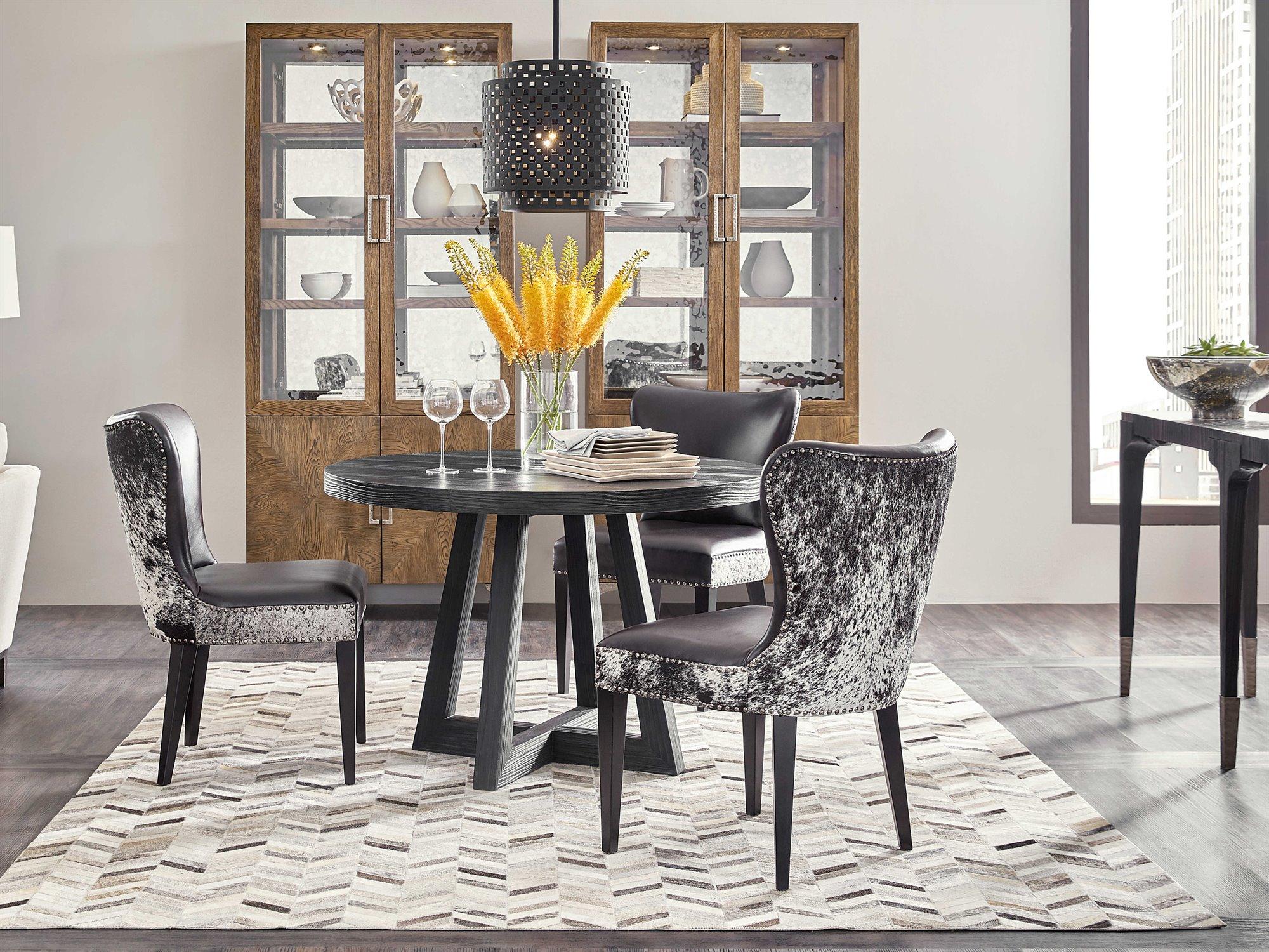 Hooker Furniture Chapman Oak Wood Dining Room Set